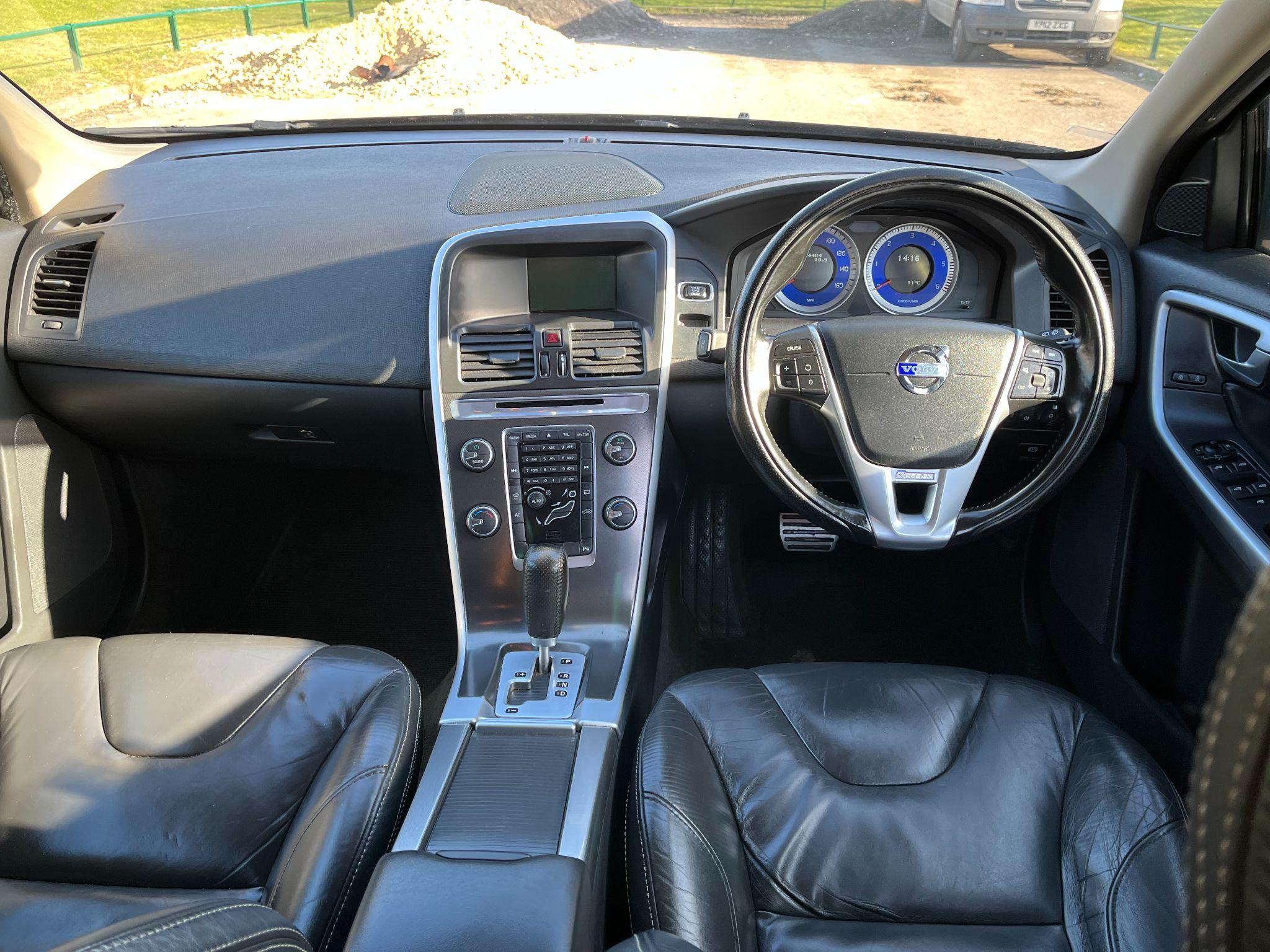 Volvo XC60 2.0 D3 R-Design Geartronic Euro 5 5dr 5dr Automatic 2025