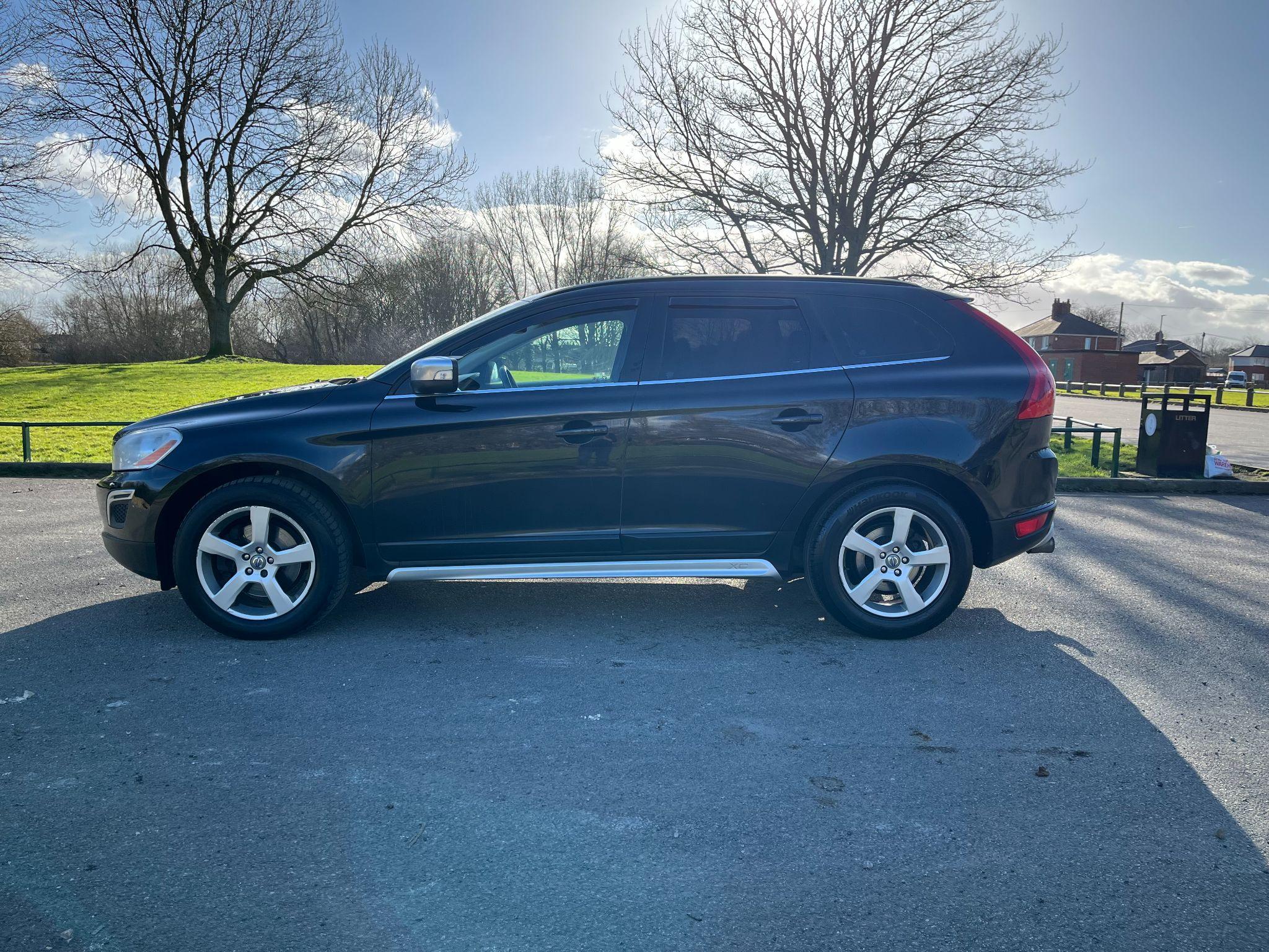 Volvo XC60 2.0 D3 R-Design Geartronic Euro 5 5dr 5dr Automatic 2025