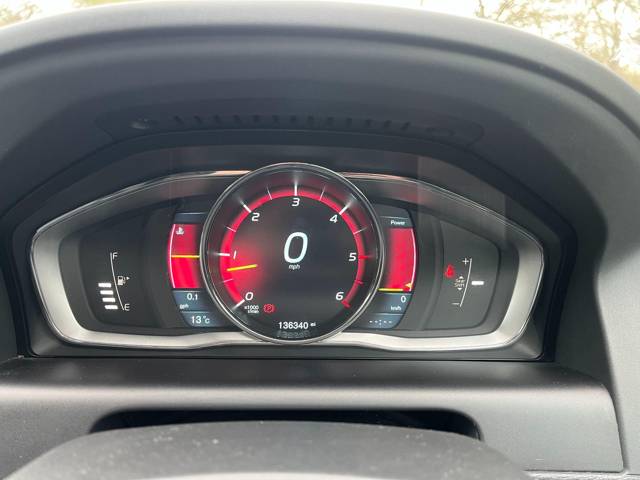 Volvo XC60 2.0 D4 SE Lux Nav SUV 5dr Diesel Manual Euro 5 (s/s) (163 ps) 5dr Manual 2026
