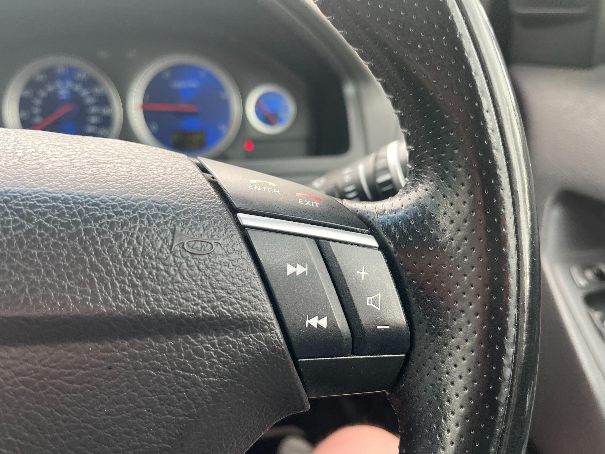 Volvo XC90 2.4 D5 R-Design Geartronic AWD 5dr 5dr Automatic 2026