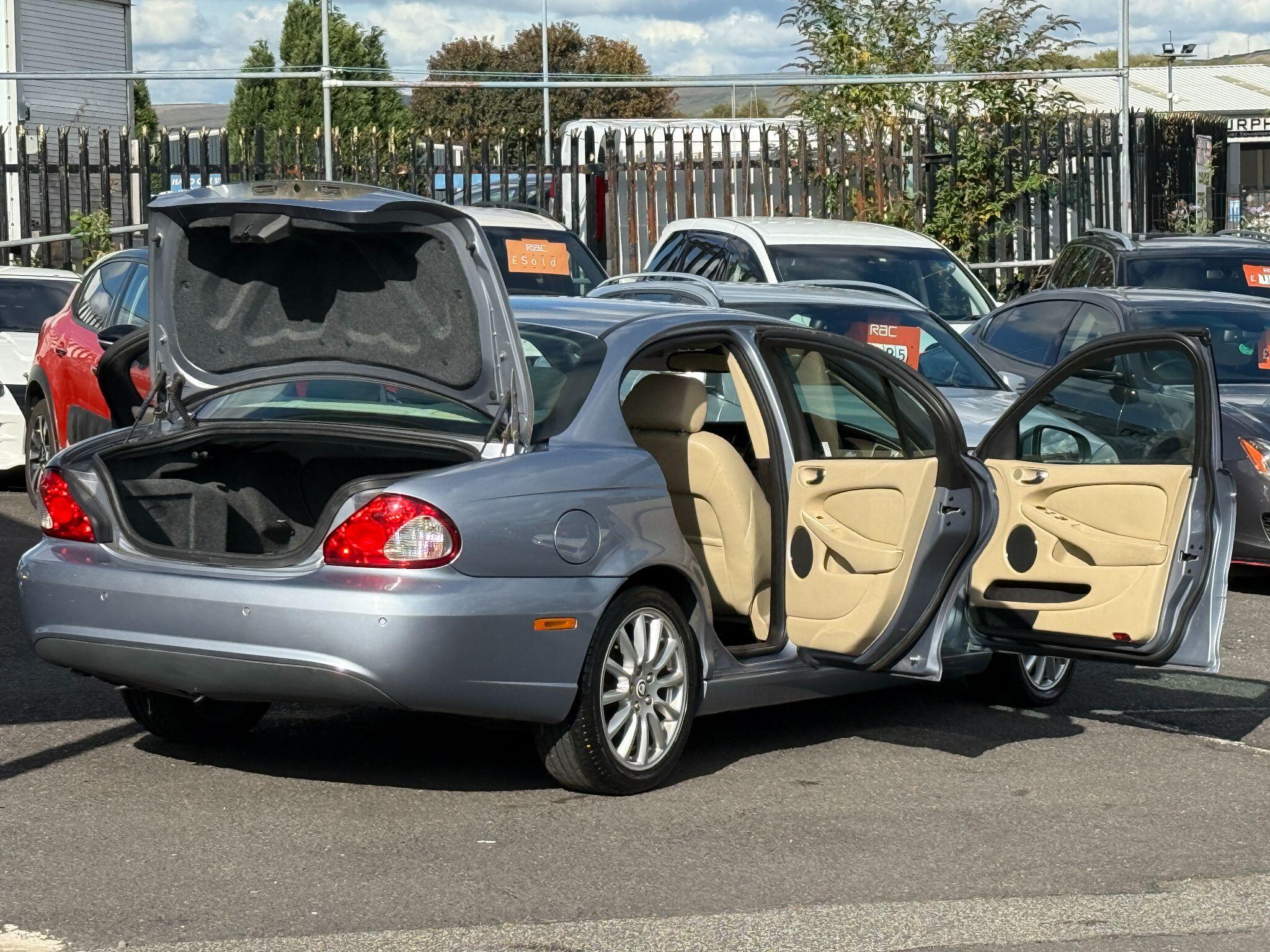 Jaguar X-TYPE 2.2D DPF S 4dr 4dr Automatic 2009