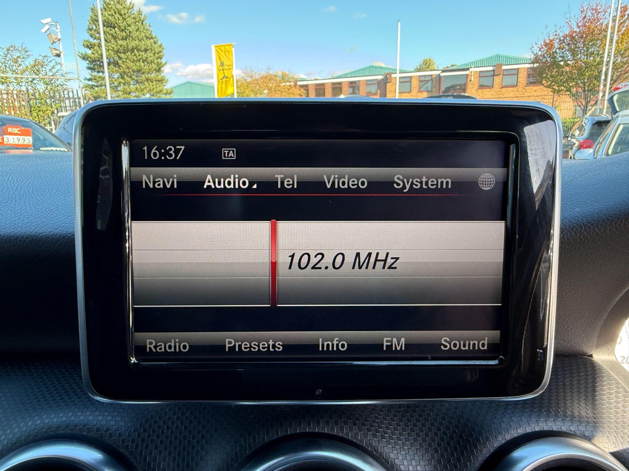 Mercedes-Benz A Class 1.6 A200 BlueEfficiency Sport 7G-DCT Euro 6 (s/s) 5dr 5dr Automatic 2013