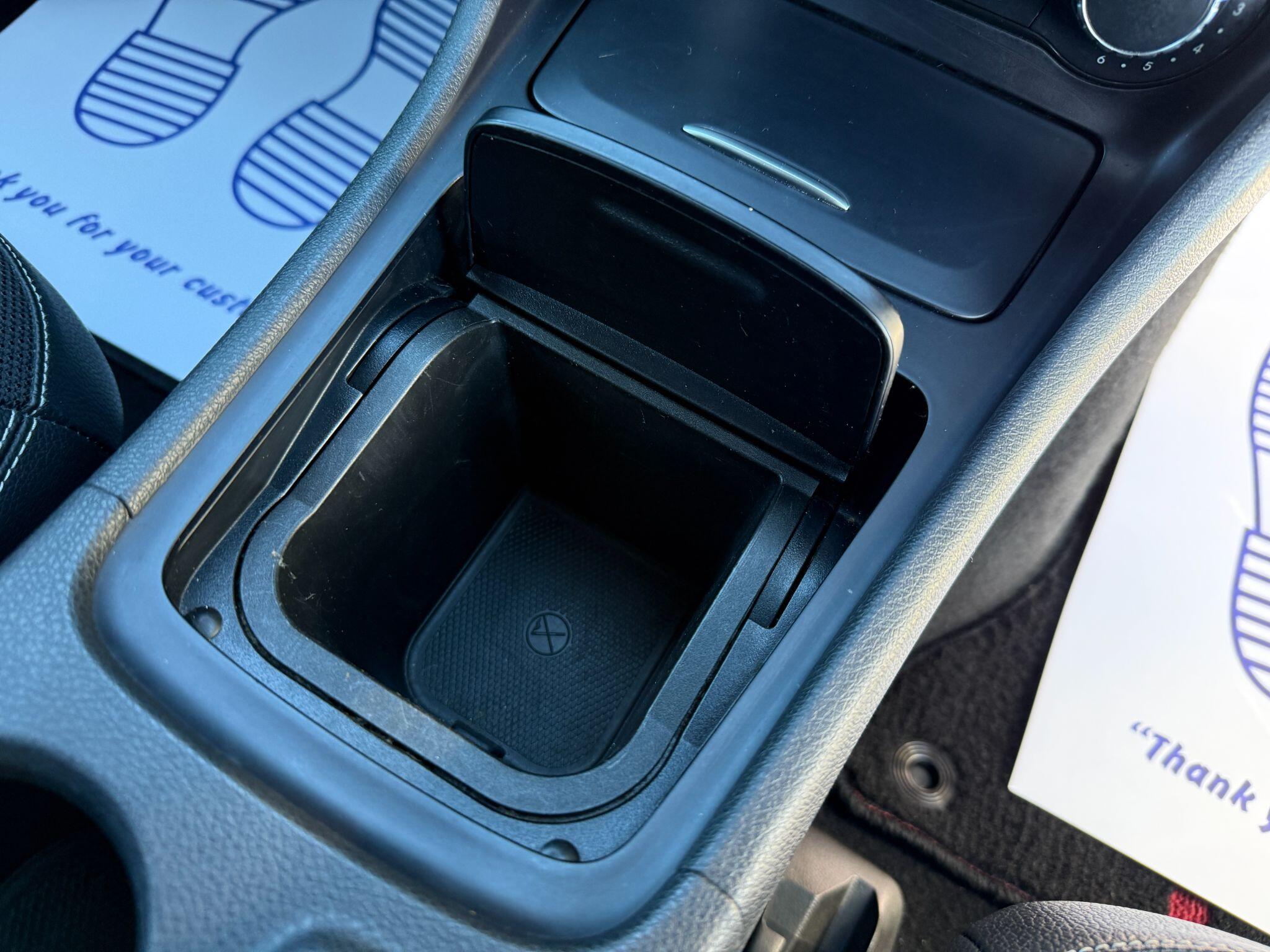 Mercedes-Benz A Class 1.6 A200 BlueEfficiency Sport 7G-DCT Euro 6 (s/s) 5dr 5dr Automatic 2013