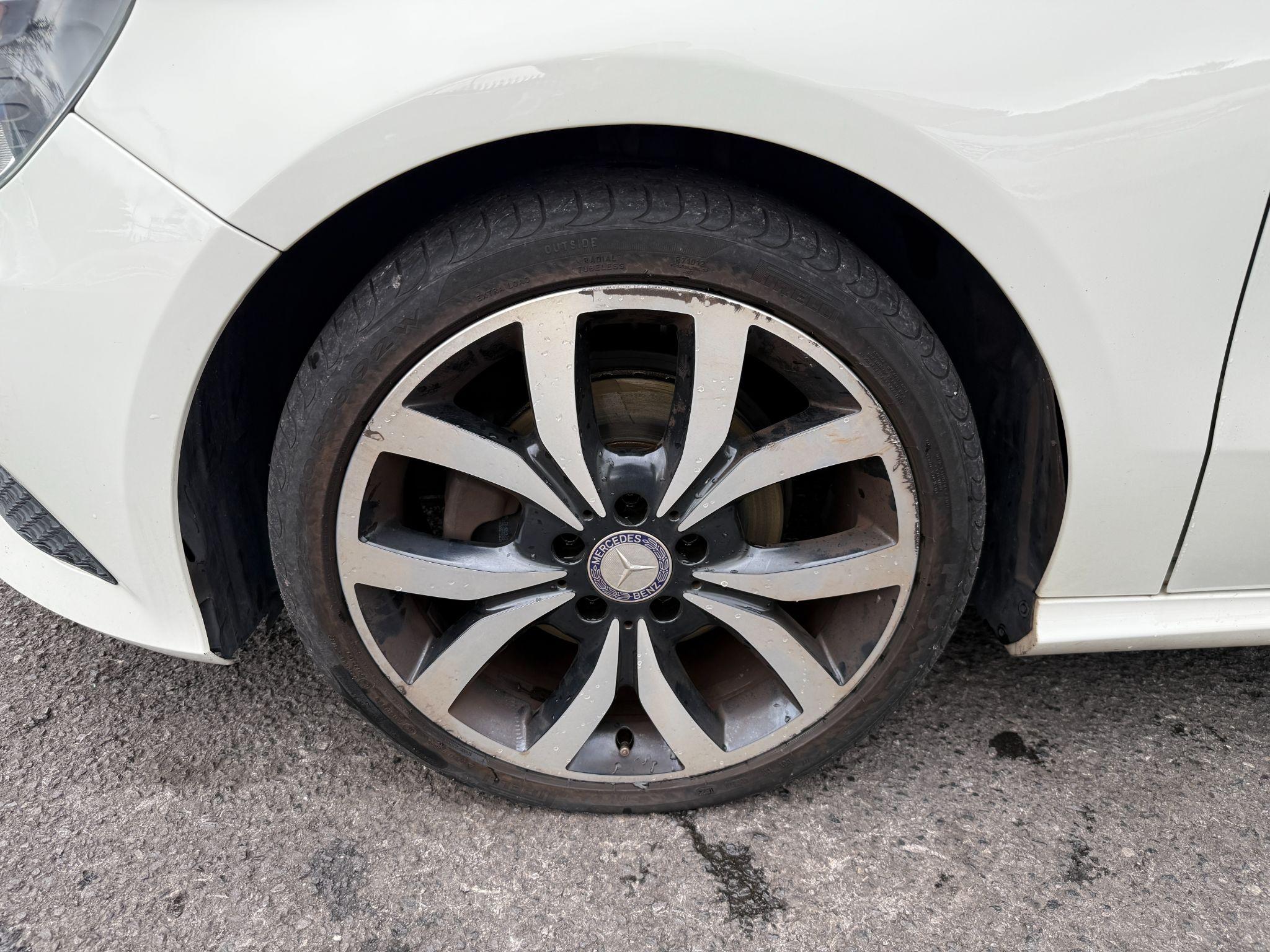 Mercedes-Benz A Class 1.6 A200 BlueEfficiency Sport 7G-DCT Euro 6 (s/s) 5dr 5dr Automatic 2013