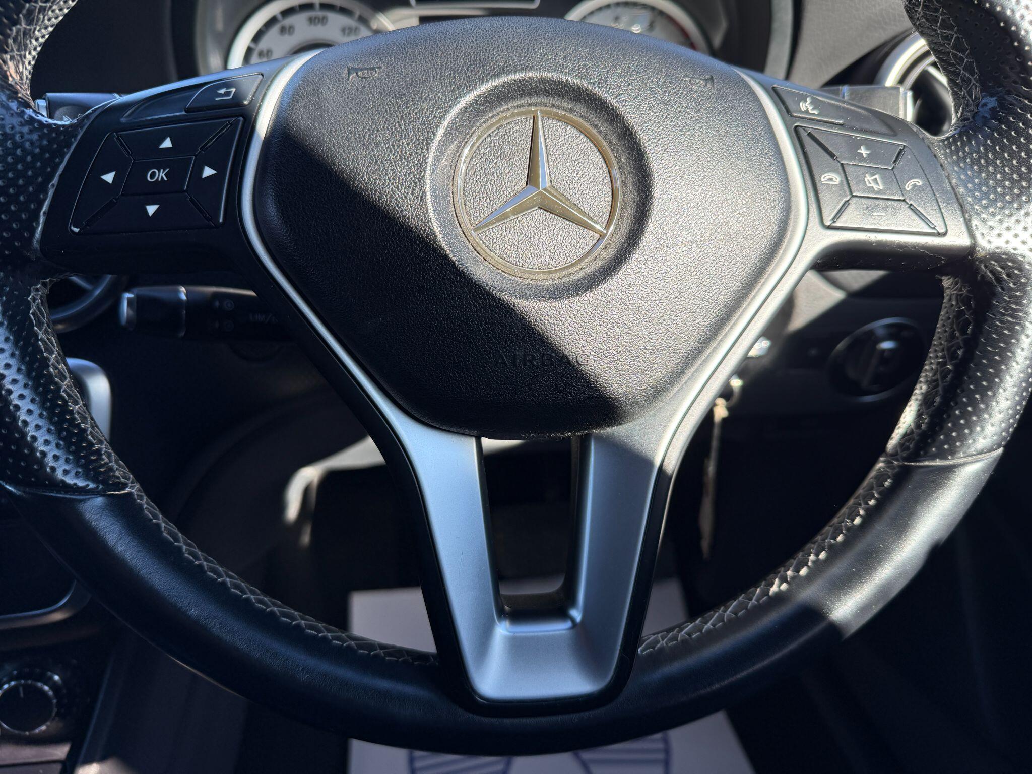 Mercedes-Benz A Class 1.6 A200 BlueEfficiency Sport 7G-DCT Euro 6 (s/s) 5dr 5dr Automatic 2013