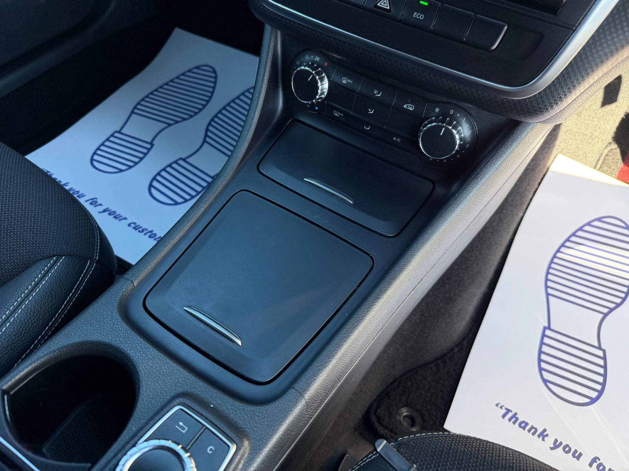 Mercedes-Benz A Class 1.6 A200 BlueEfficiency Sport 7G-DCT Euro 6 (s/s) 5dr 5dr Automatic 2013