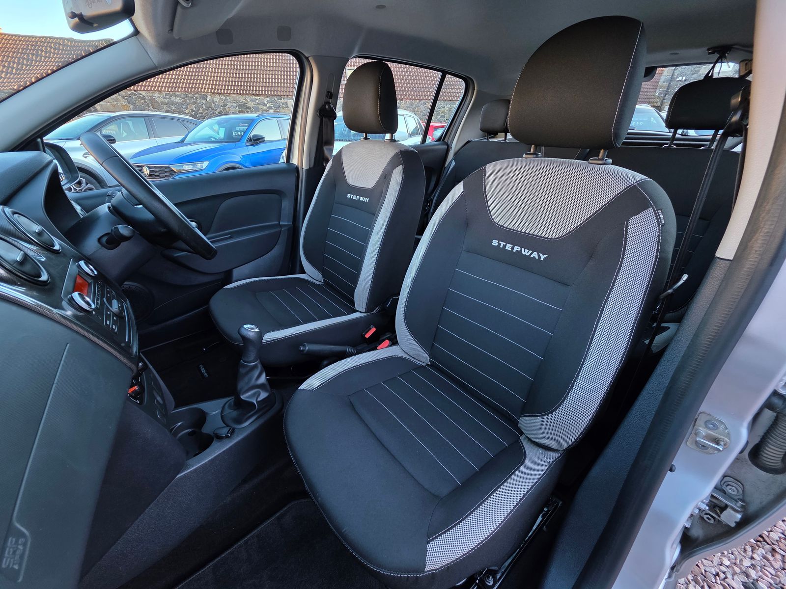 Dacia Sandero 0.9L Stepway Ambiance TCE Hatchback 5dr Petrol Manual Euro 6 (90 bhp) 5dr Manual 2018