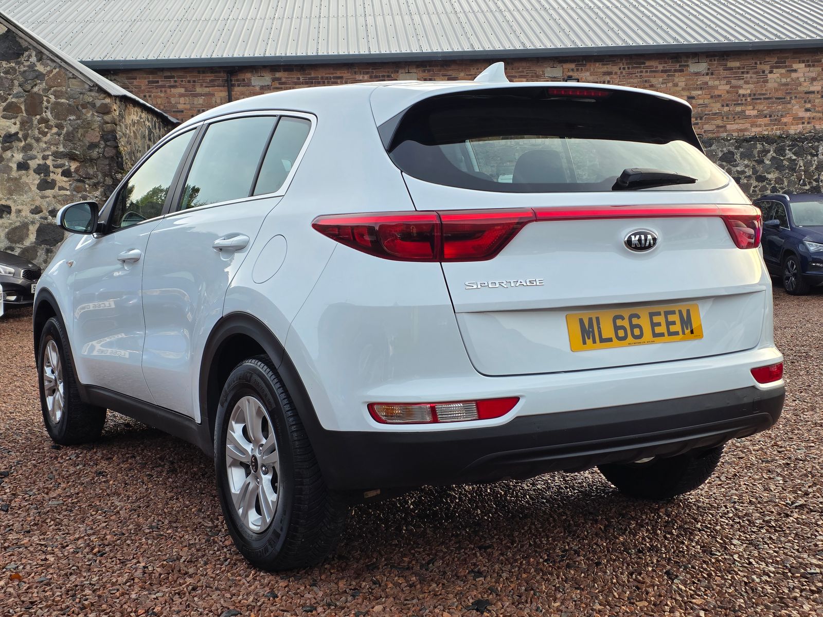 Kia Sportage 1.6L 1 SUV 5dr Petrol Manual Euro 6 (130 bhp) 5dr Manual 2016