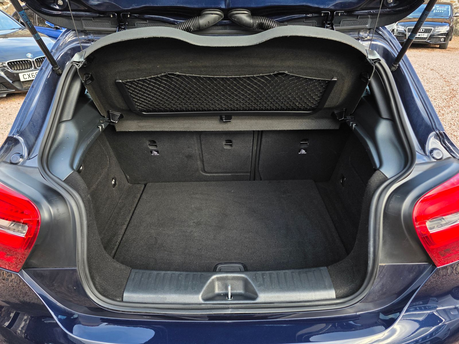 Mercedes-Benz A-CLASS 1.5L A 180 D AMG Line Auto Hatchback 5dr Diesel Automatic Euro 6 (107 bhp) 5dr Automatic 2018