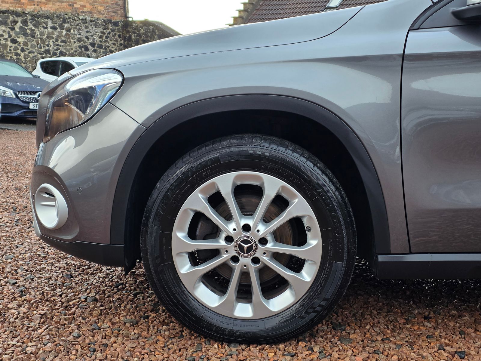 Mercedes-Benz GLA 2.1L 200 SE Executive D SUV 5dr Diesel Manual Euro 6 (134 bhp) 5dr Manual 2017