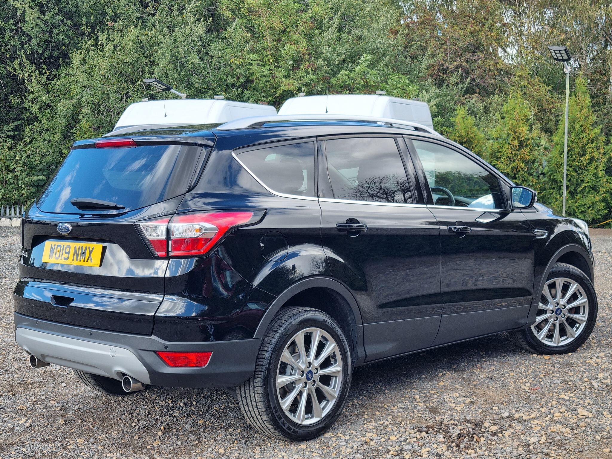 Ford Kuga 2.0 TDCi EcoBlue Titanium Edition Euro 6 (s/s) 5dr 5dr Manual 2019