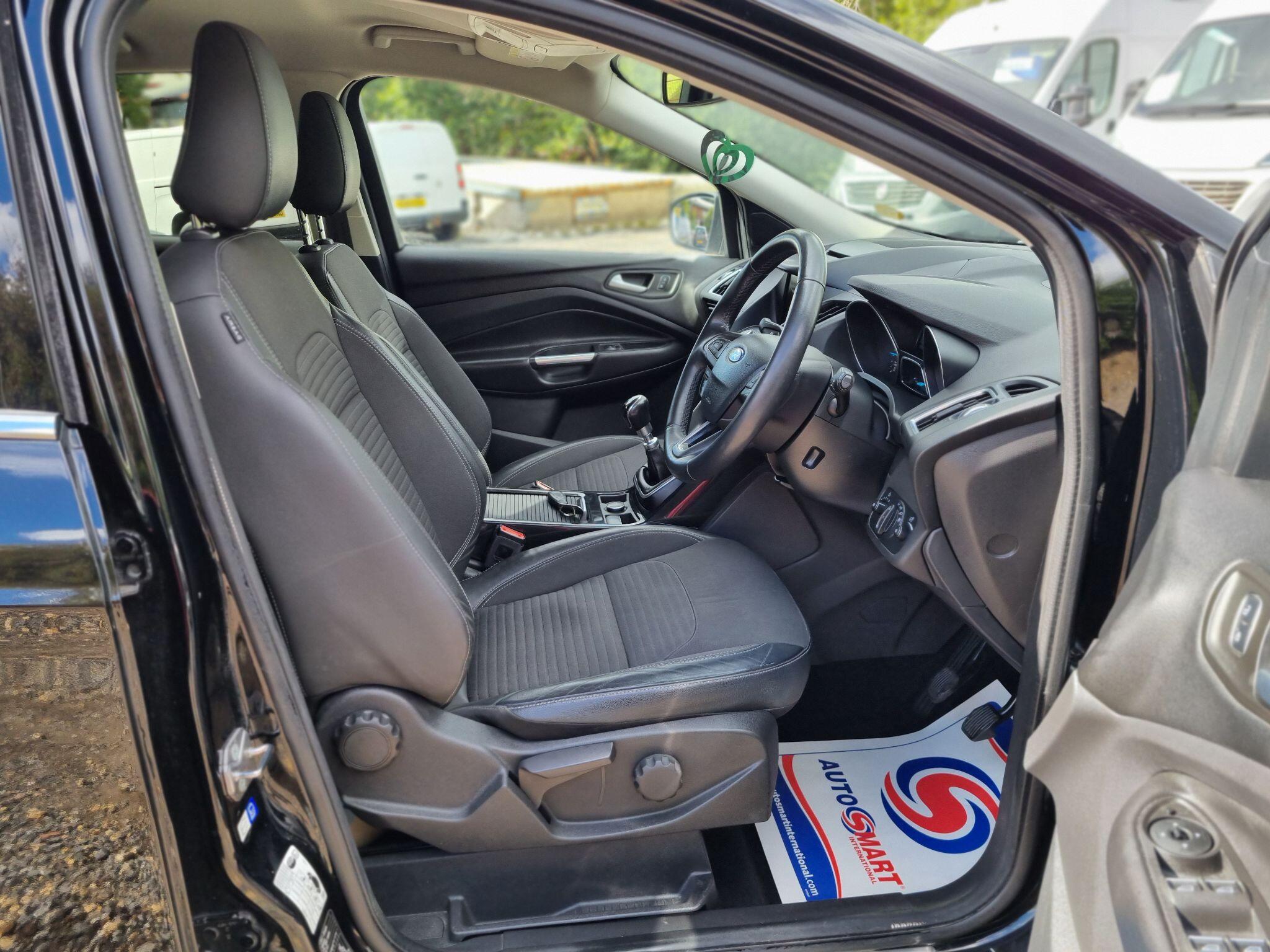 Ford Kuga 2.0 TDCi EcoBlue Titanium Edition Euro 6 (s/s) 5dr 5dr Manual 2019