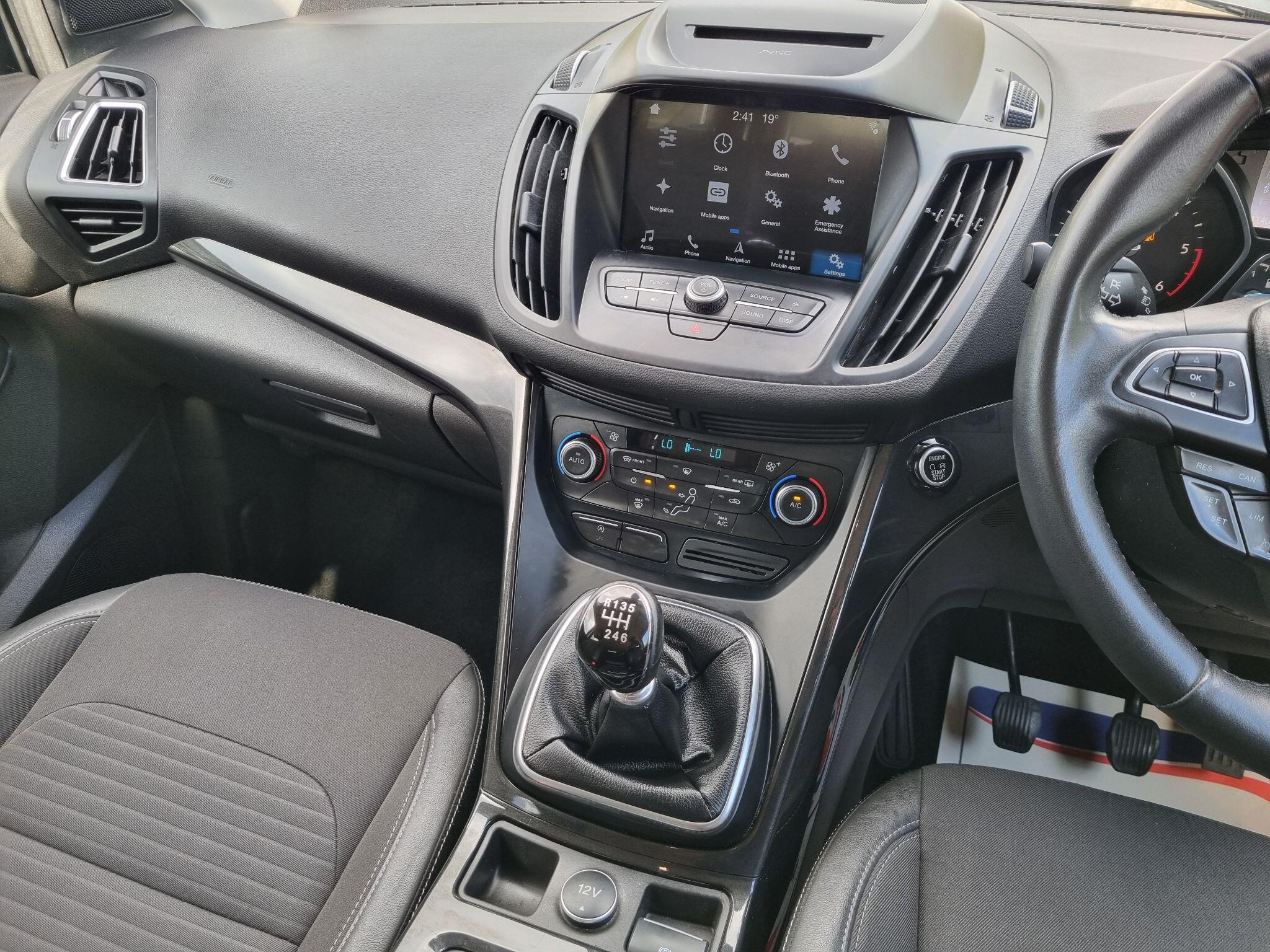 Ford Kuga 2.0 TDCi EcoBlue Titanium Edition Euro 6 (s/s) 5dr 5dr Manual 2019