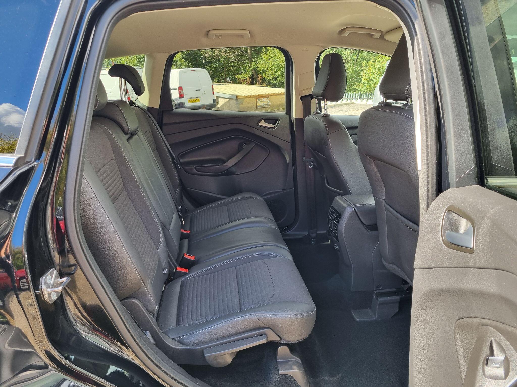 Ford Kuga 2.0 TDCi EcoBlue Titanium Edition Euro 6 (s/s) 5dr 5dr Manual 2019