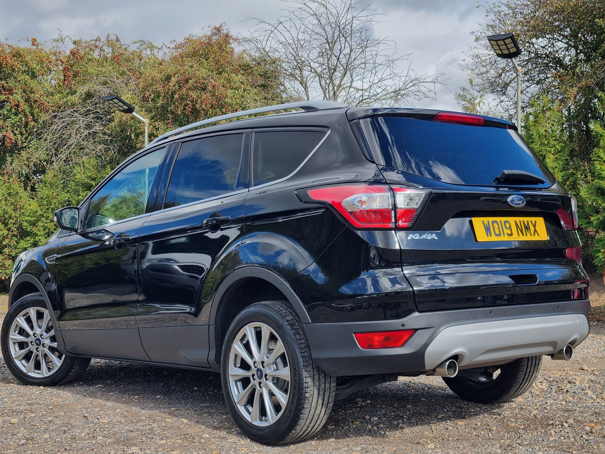 Ford Kuga 2.0 TDCi EcoBlue Titanium Edition Euro 6 (s/s) 5dr 5dr Manual 2019