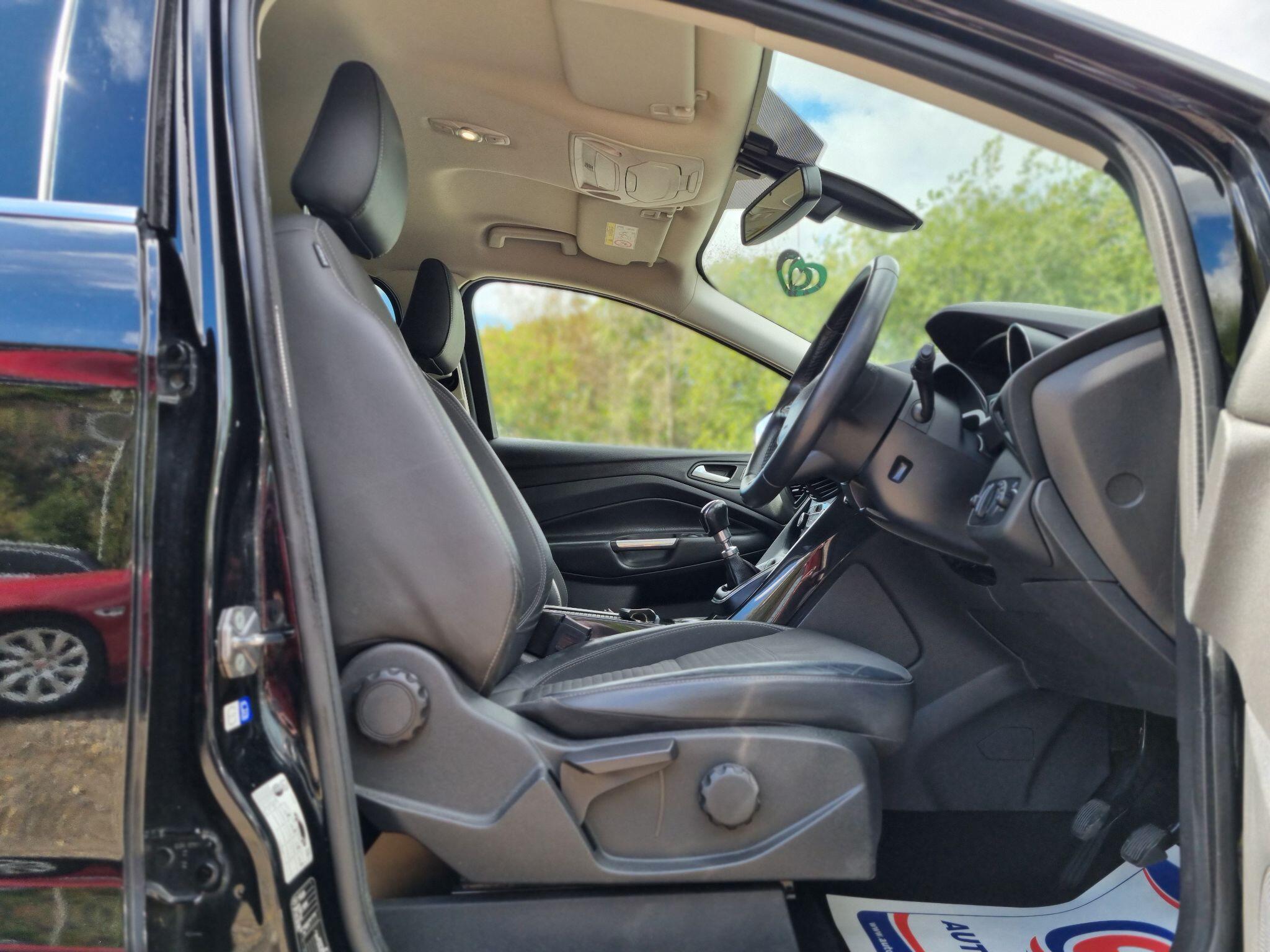 Ford Kuga 2.0 TDCi EcoBlue Titanium Edition Euro 6 (s/s) 5dr 5dr Manual 2019
