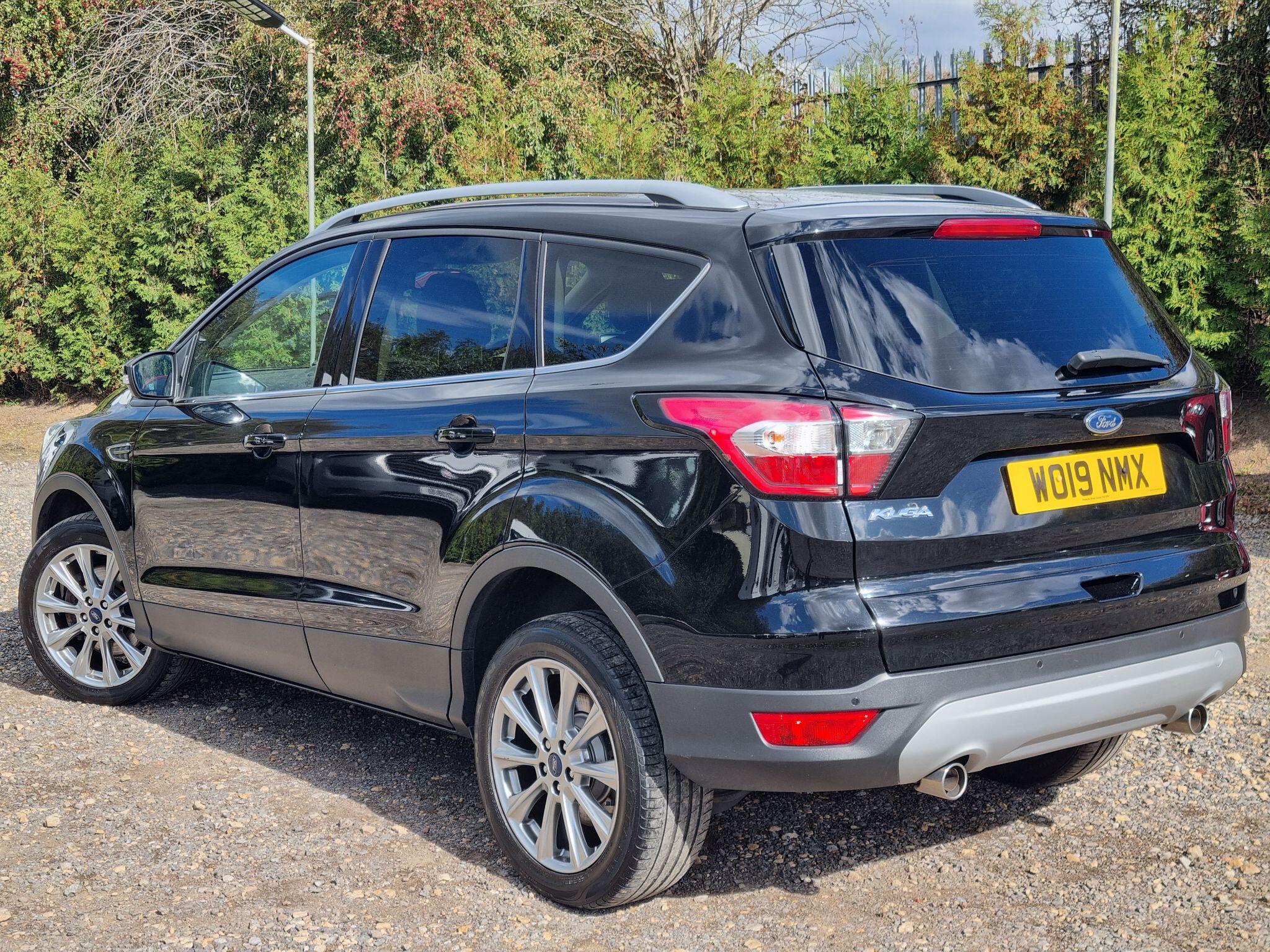 Ford Kuga 2.0 TDCi EcoBlue Titanium Edition Euro 6 (s/s) 5dr 5dr Manual 2019
