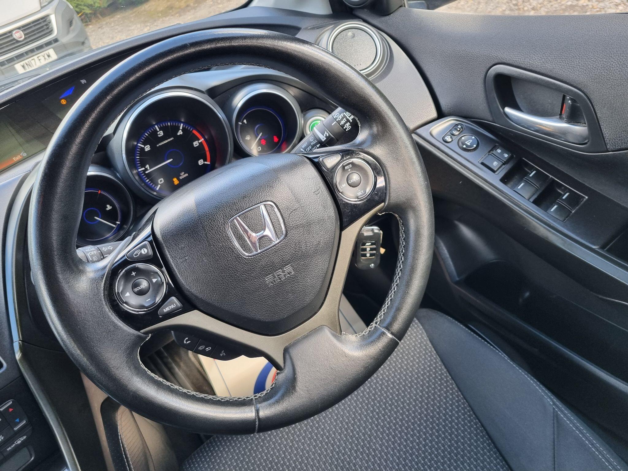 Honda Civic 1.6 i-DTEC SE Plus (Navi) Euro 5 (s/s) 5dr 5dr Manual 2016