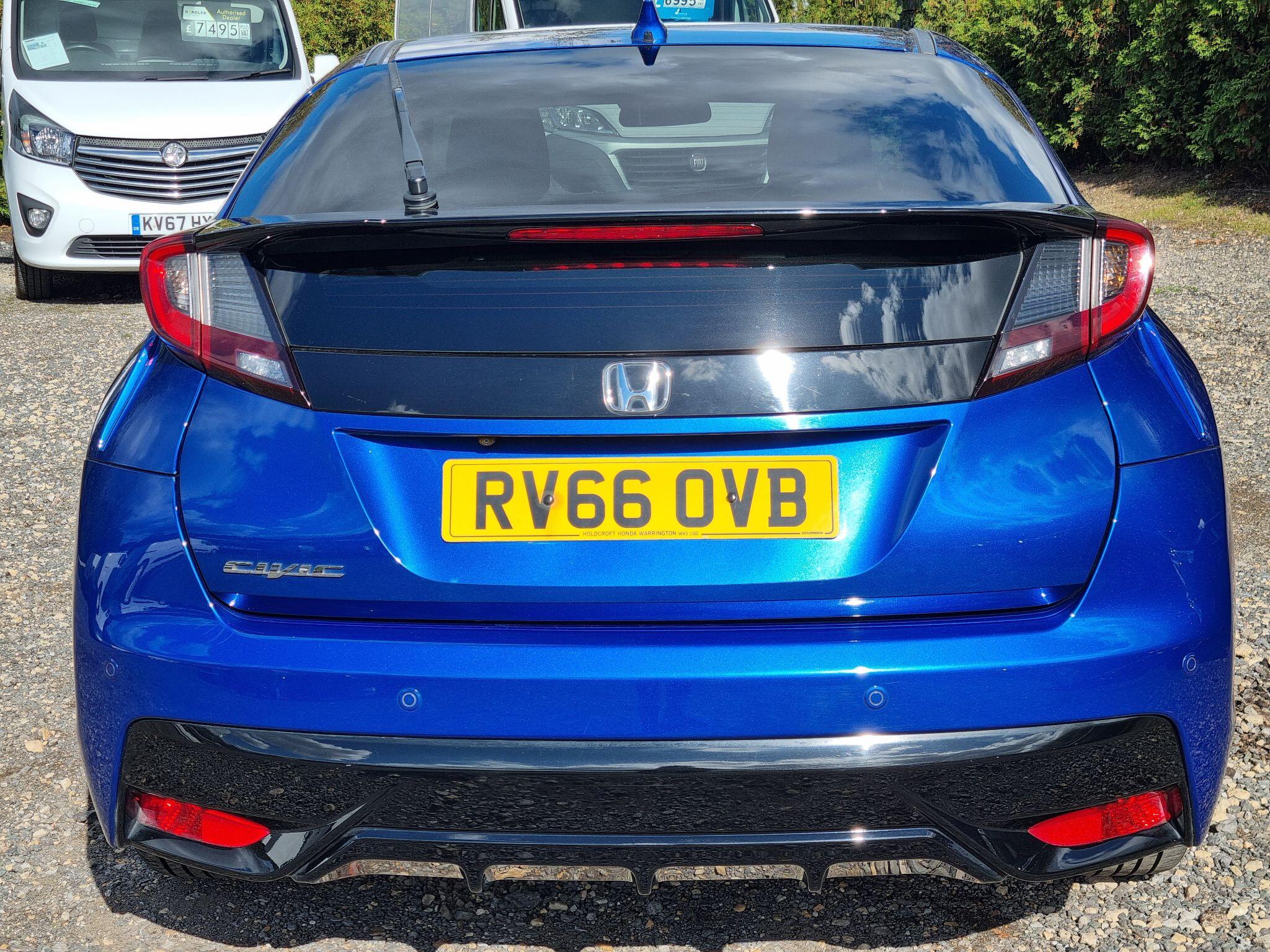 Honda Civic 1.6 i-DTEC SE Plus (Navi) Euro 5 (s/s) 5dr 5dr Manual 2016