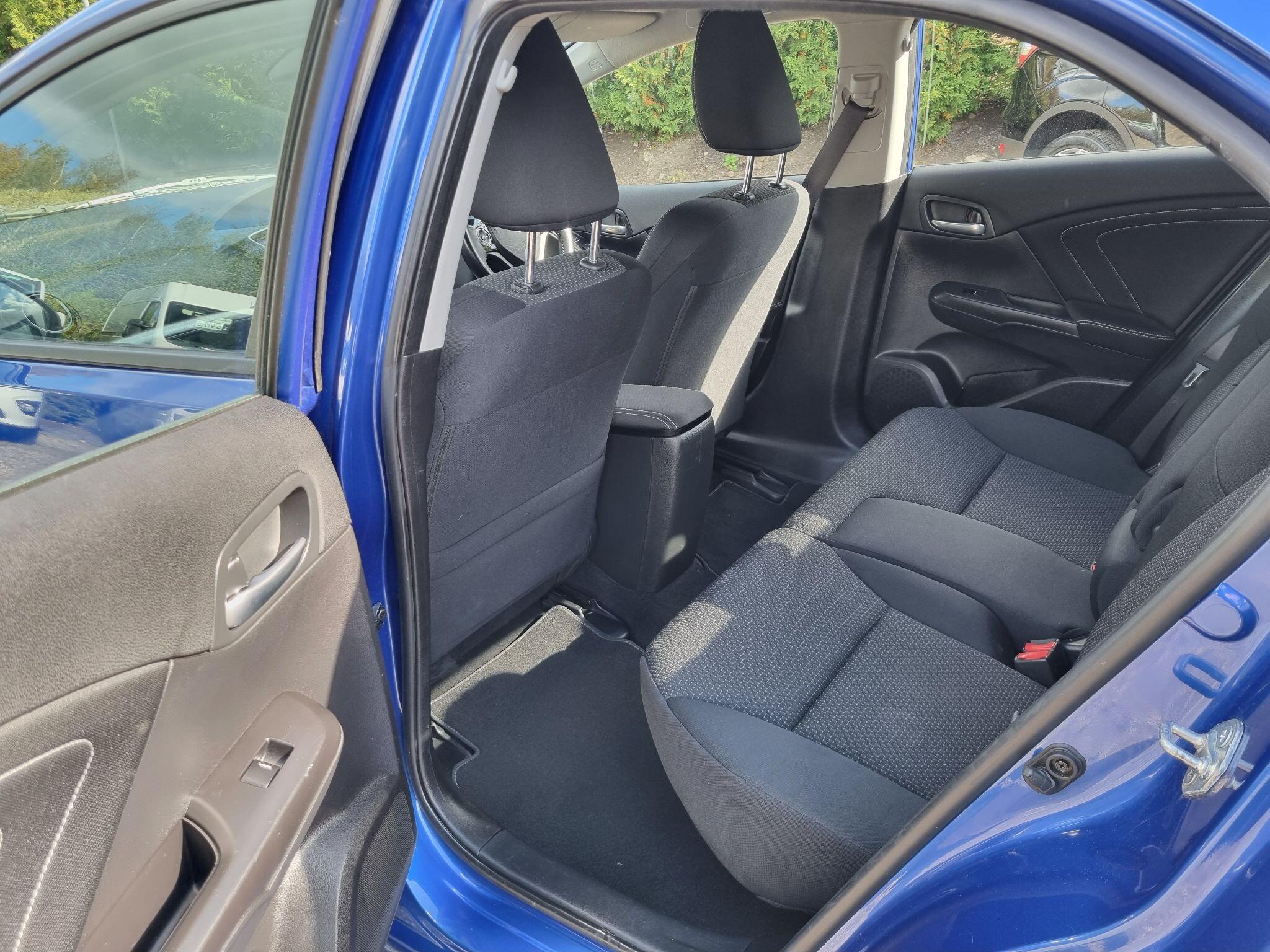 Honda Civic 1.6 i-DTEC SE Plus (Navi) Euro 5 (s/s) 5dr 5dr Manual 2016