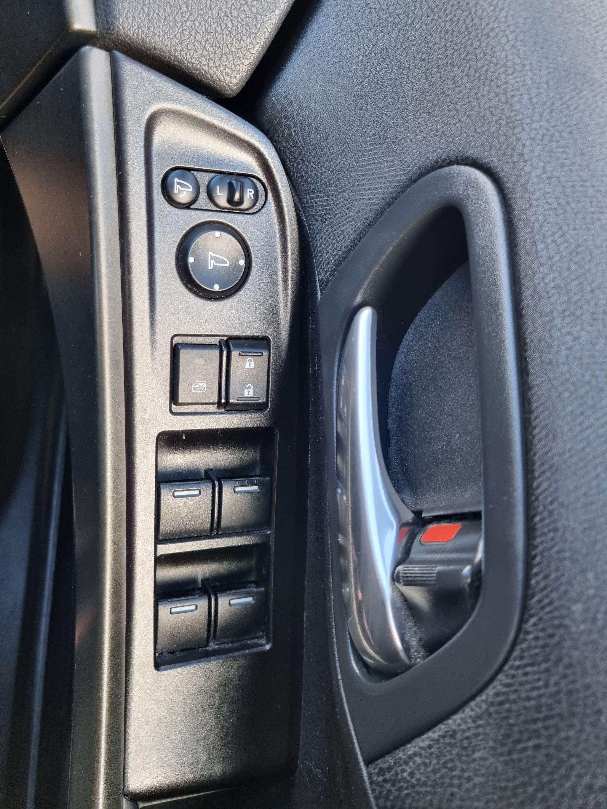 Honda Civic 1.6 i-DTEC SE Plus (Navi) Euro 5 (s/s) 5dr 5dr Manual 2016