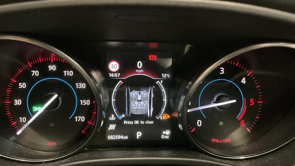 Jaguar XE 2.0d R-Sport Auto Euro 6 (s/s) 4dr 4dr Automatic 2016