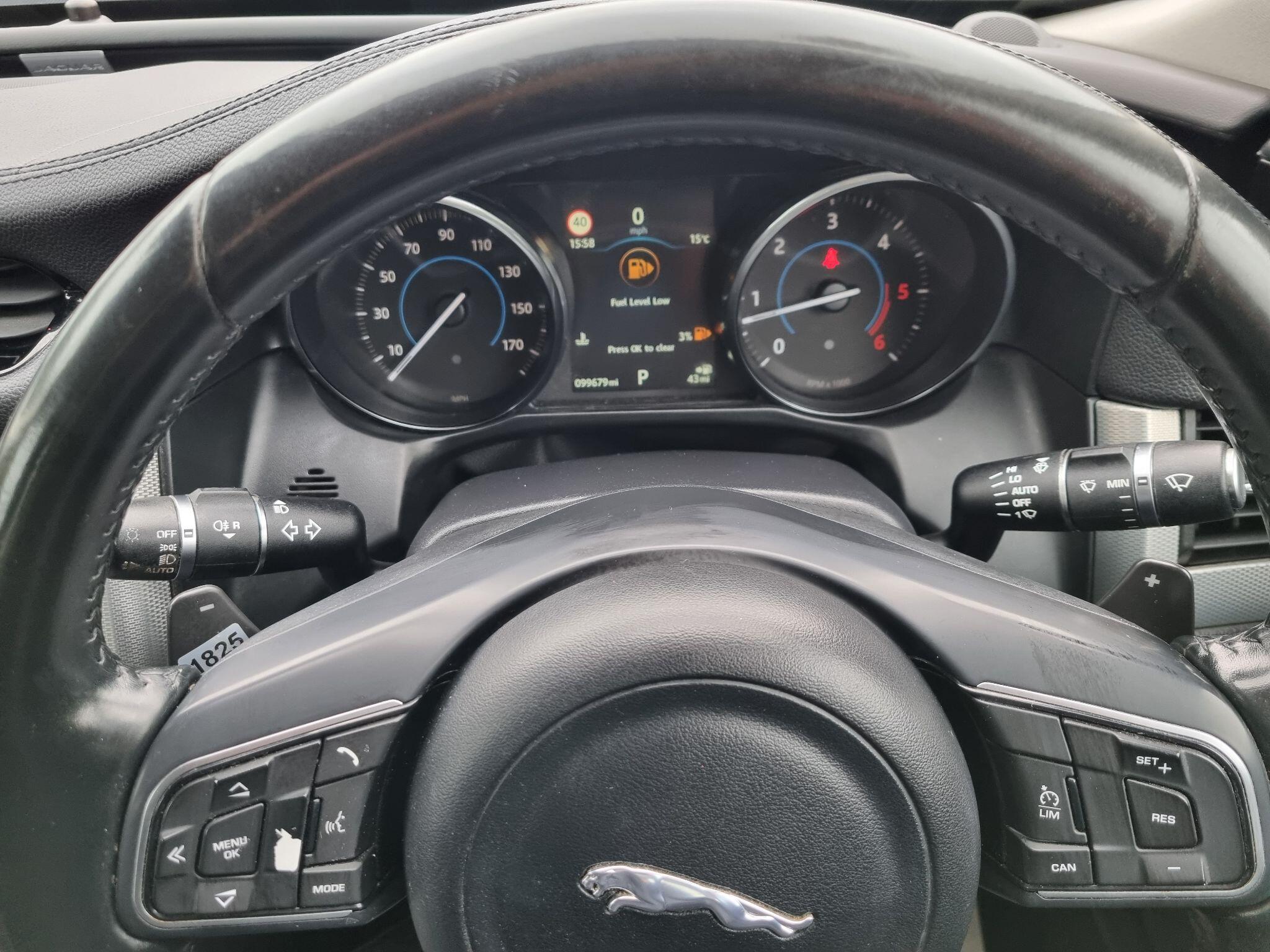 Jaguar XF 2.0d Prestige Auto Euro 6 (s/s) 4dr 4dr Automatic 2016