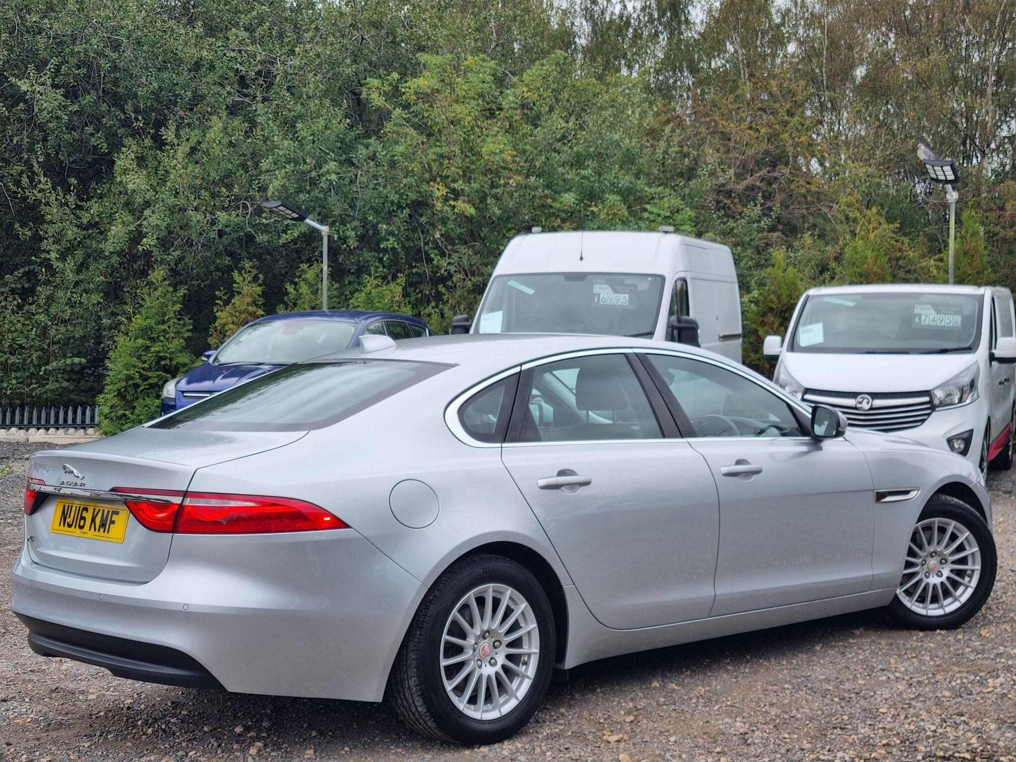 Jaguar XF 2.0d Prestige Auto Euro 6 (s/s) 4dr 4dr Automatic 2016