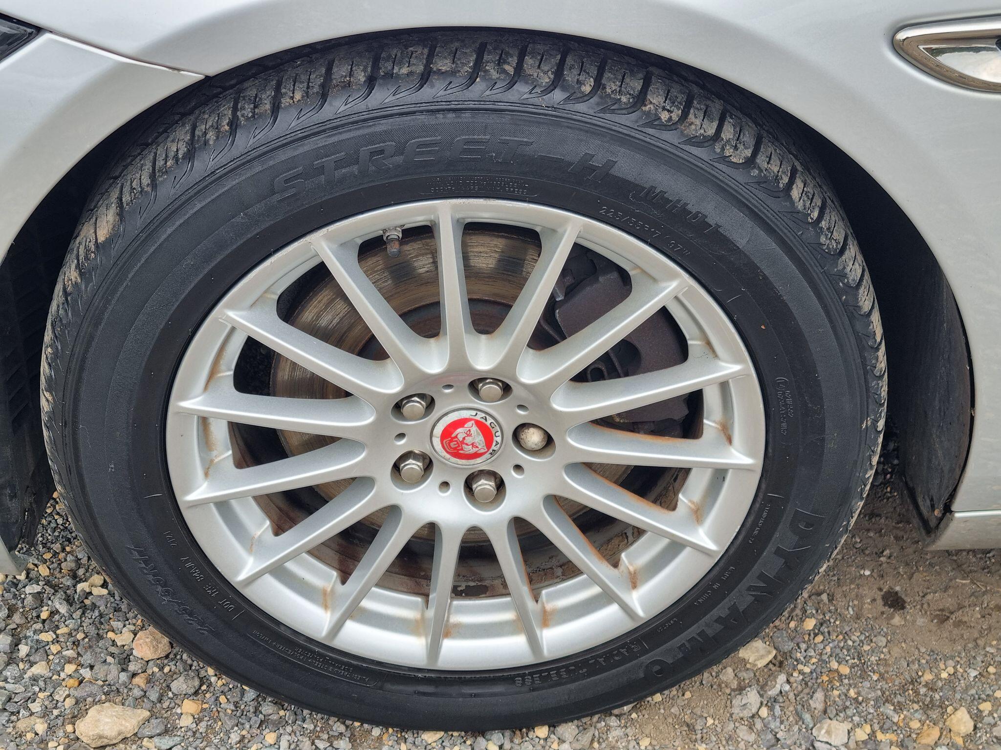 Jaguar XF 2.0d Prestige Auto Euro 6 (s/s) 4dr 4dr Automatic 2016