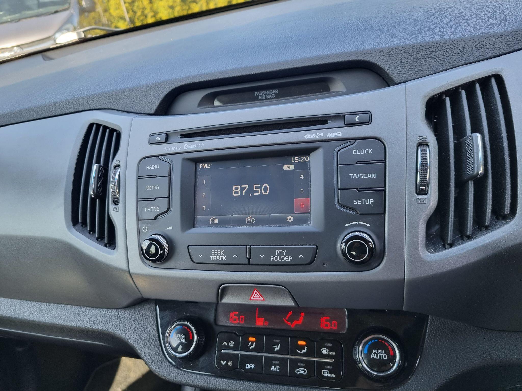 Kia Sportage 1.7 CRDi EcoDynamics 3 2WD Euro 6 (s/s) 5dr 5dr Manual 2015