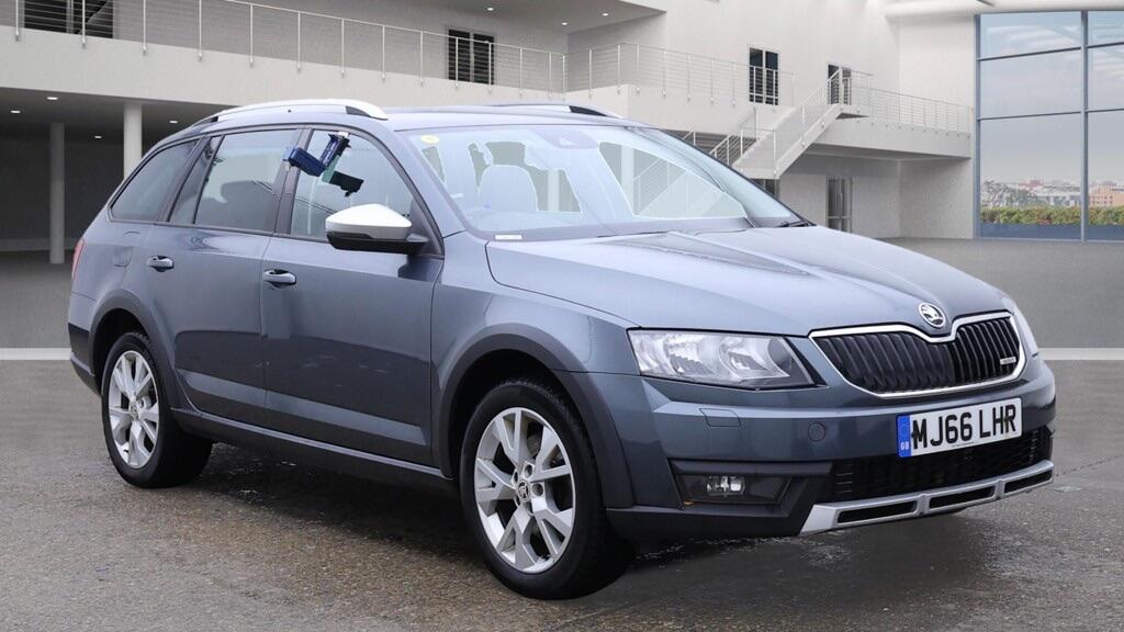 Skoda Octavia 2.0 TDI Scout DSG 4WD Euro 6 (s/s) 5dr 5dr Automatic 2016