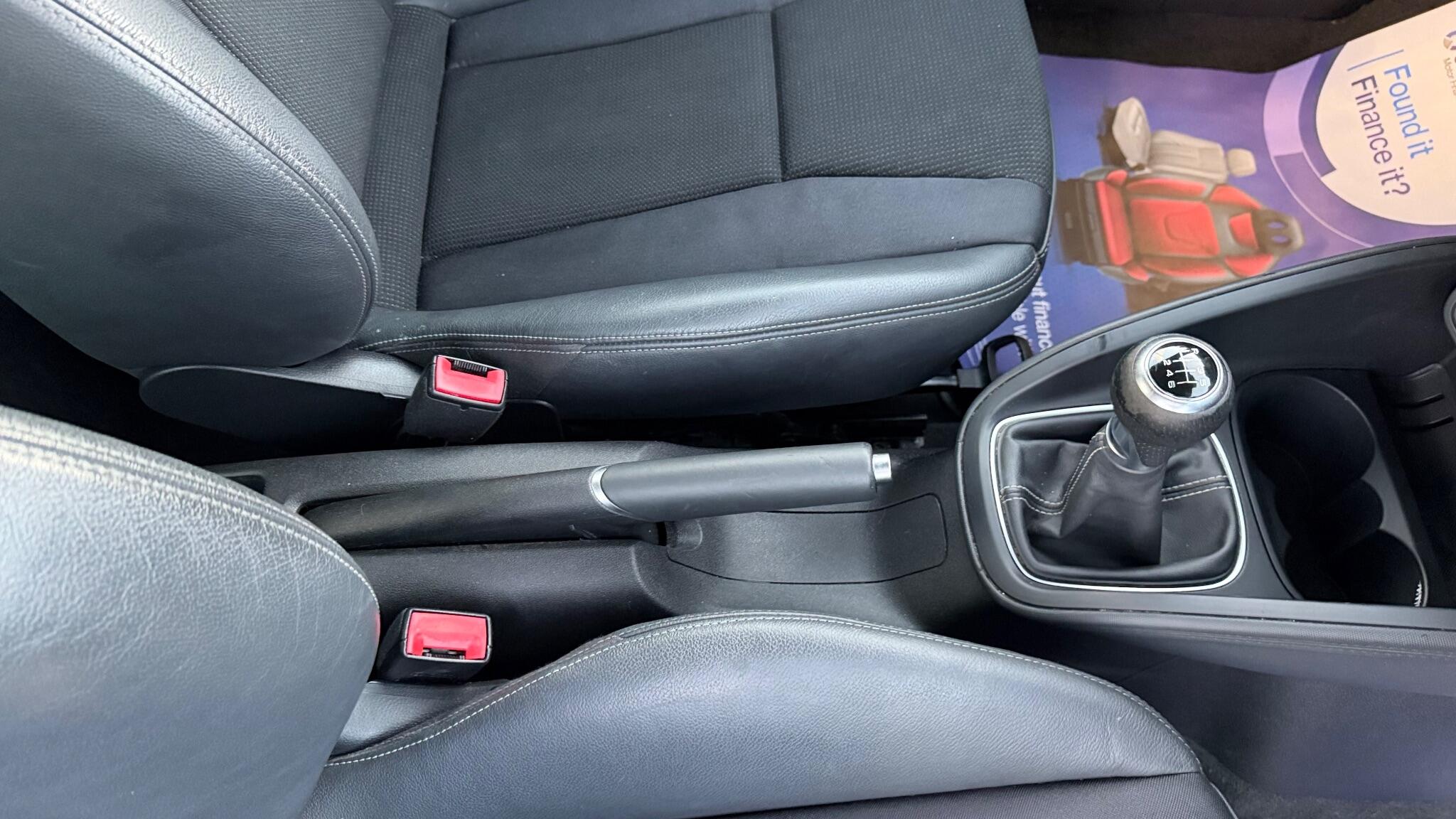 Audi A1 1.4 TFSI S line Euro 5 (s/s) 3dr 3dr Manual 2011