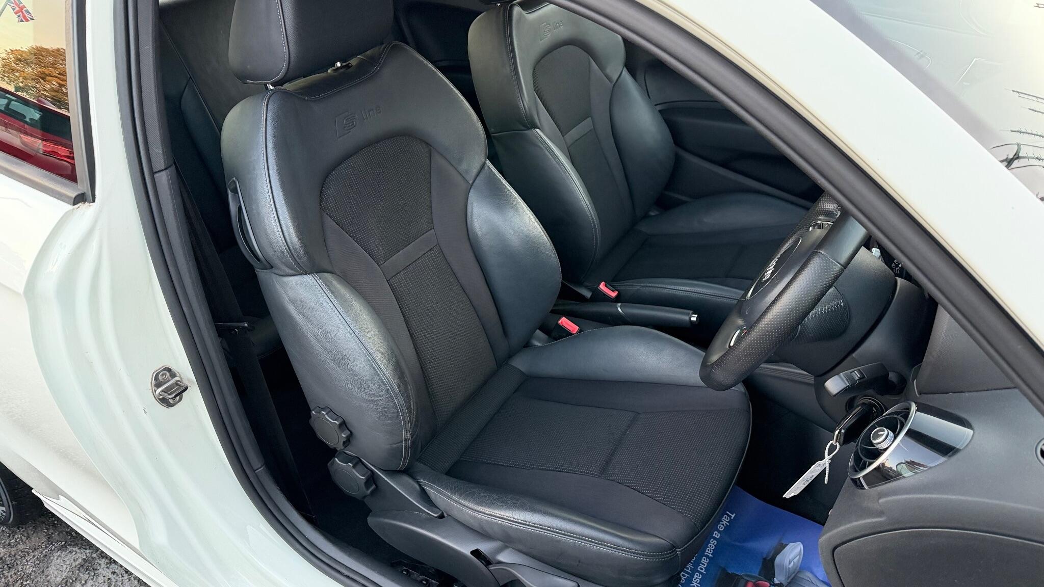 Audi A1 1.4 TFSI S line Euro 5 (s/s) 3dr 3dr Manual 2011