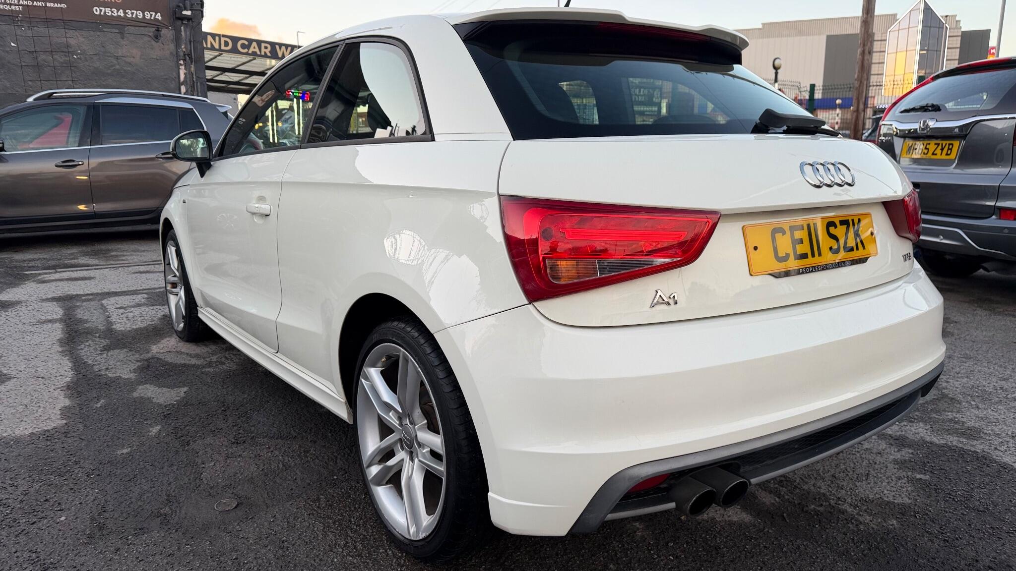 Audi A1 1.4 TFSI S line Euro 5 (s/s) 3dr 3dr Manual 2011