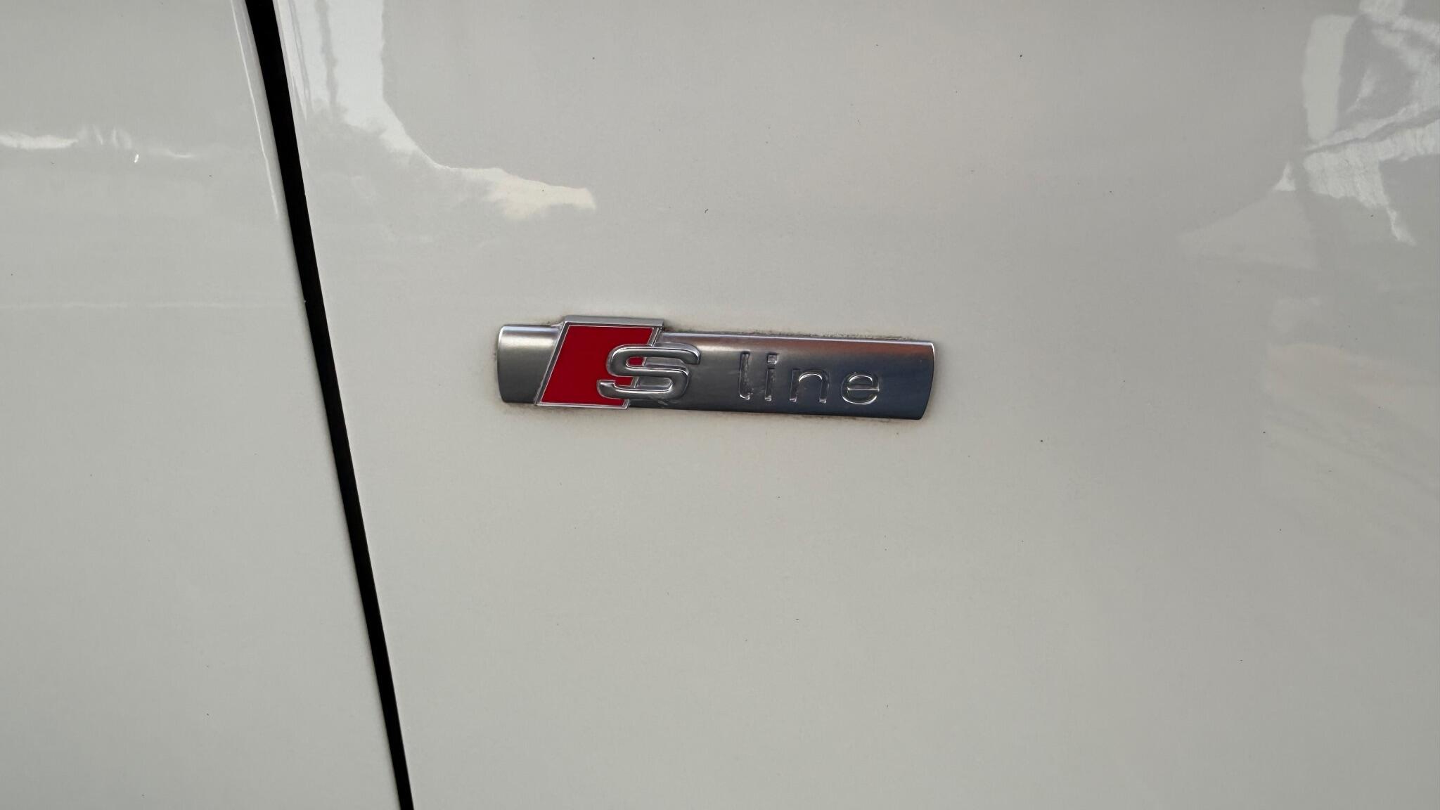 Audi A1 1.4 TFSI S line Euro 5 (s/s) 3dr 3dr Manual 2011