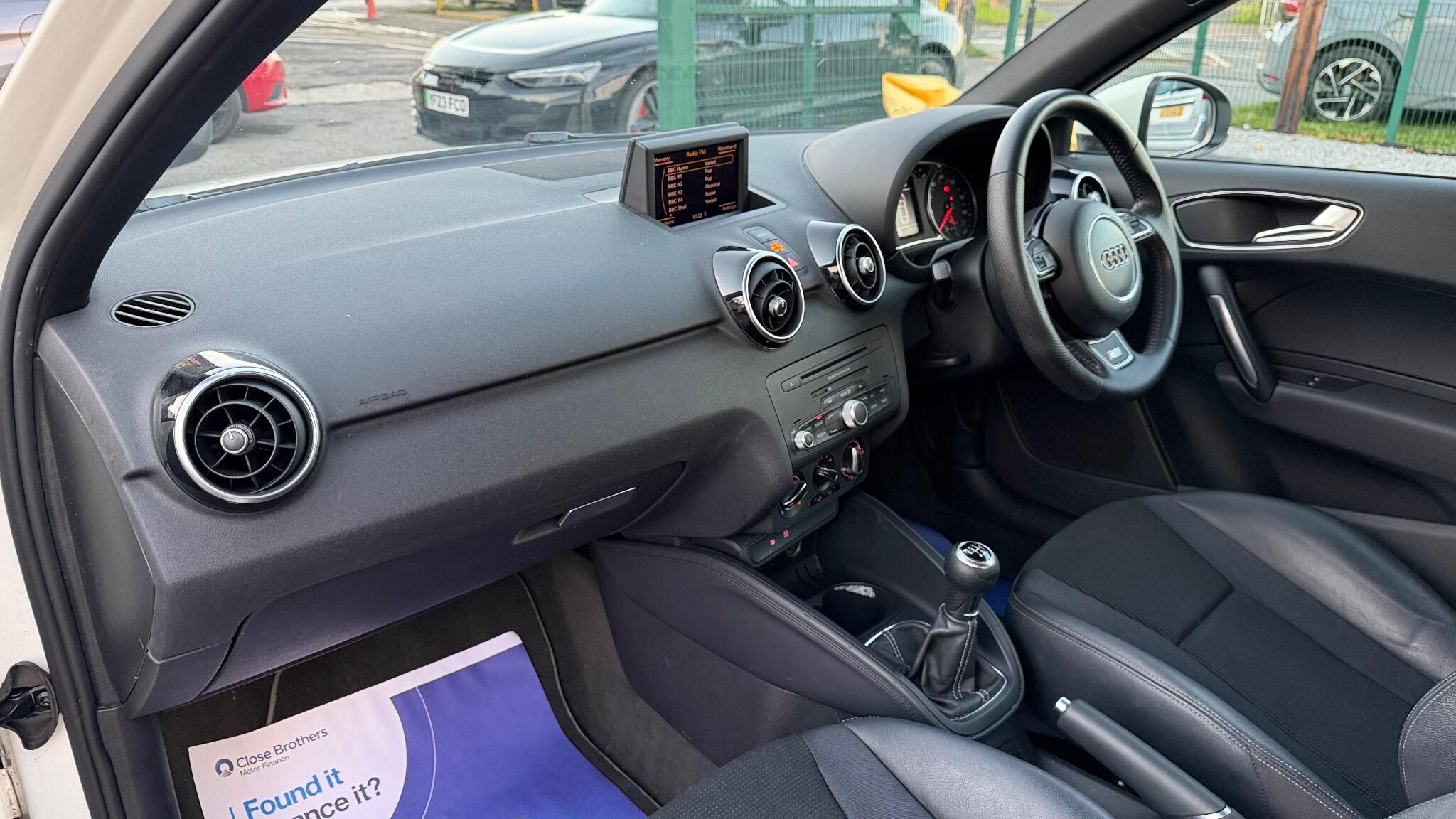 Audi A1 1.4 TFSI S line Euro 5 (s/s) 3dr 3dr Manual 2011