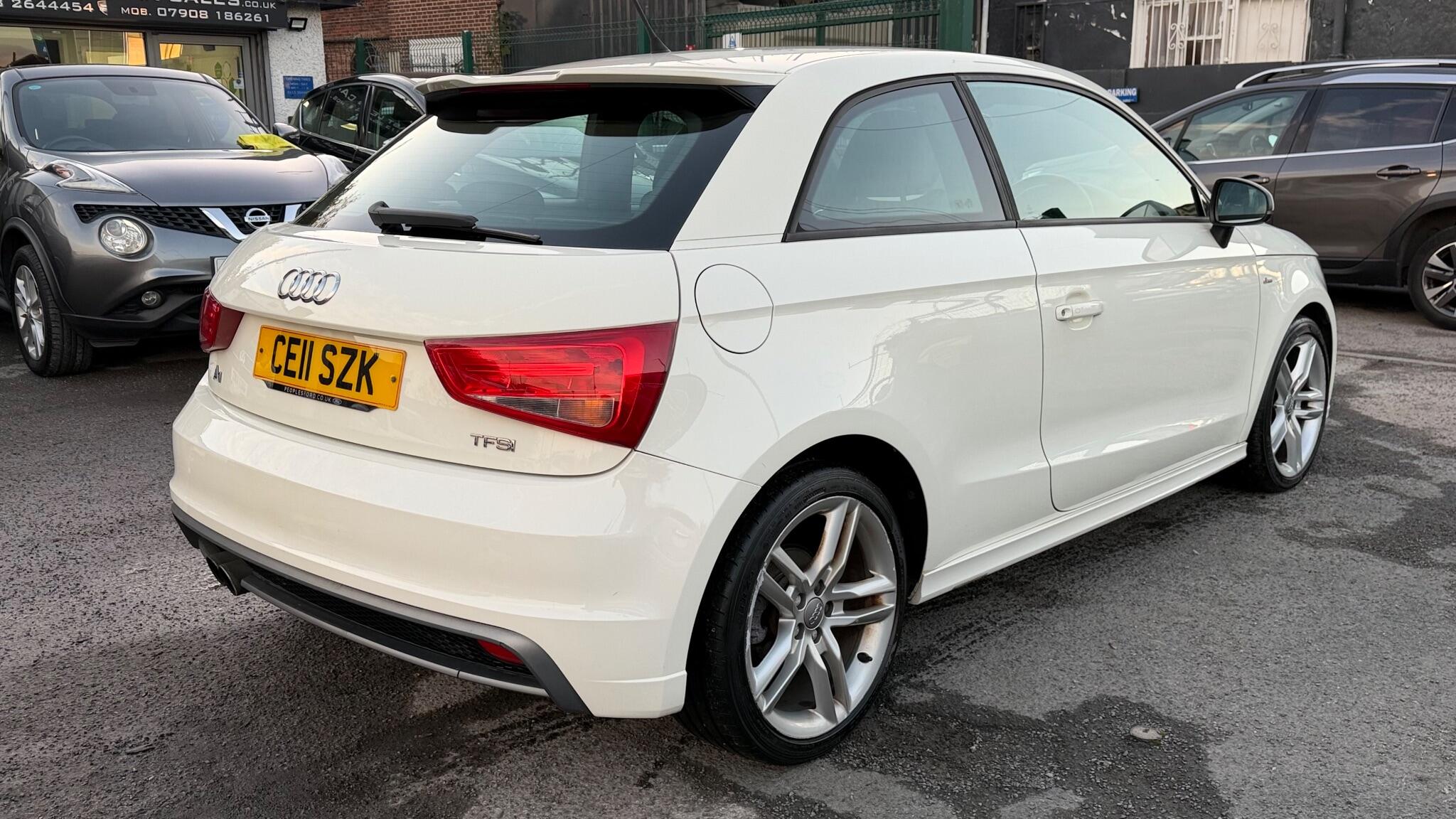 Audi A1 1.4 TFSI S line Euro 5 (s/s) 3dr 3dr Manual 2011