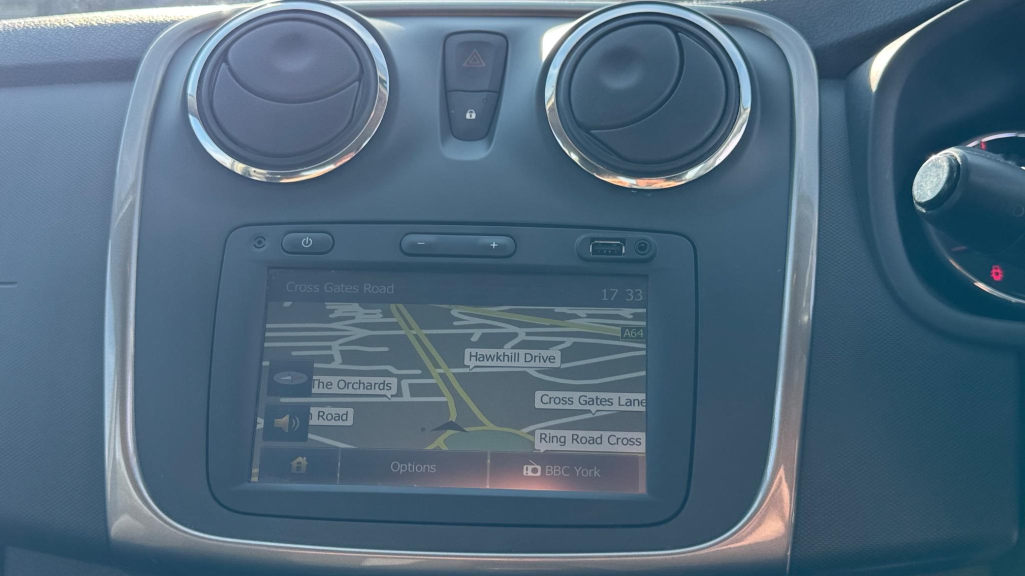 Dacia Sandero Stepway 1.5 dCi Laureate Euro 5 5dr 5dr Manual 2014