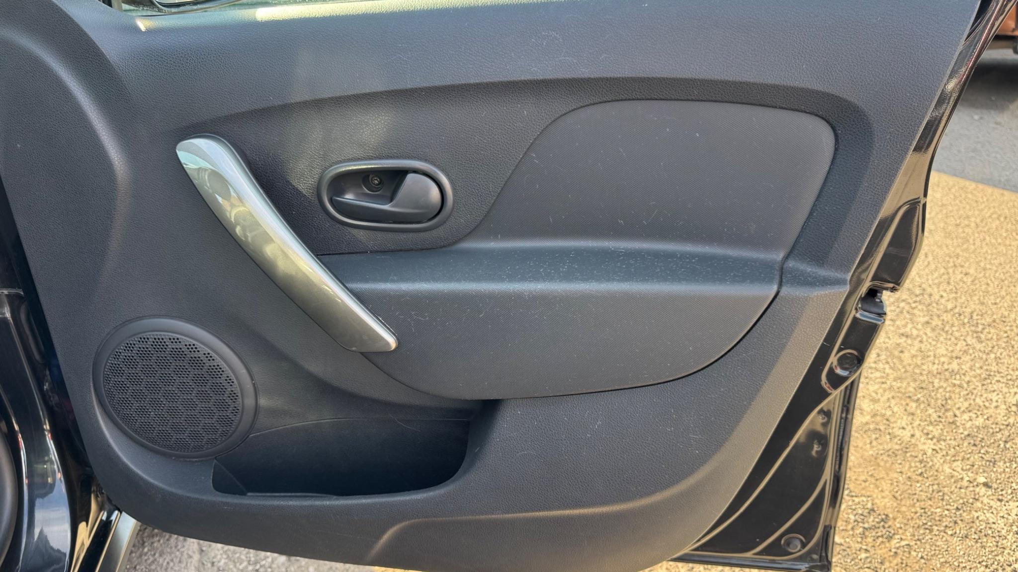 Dacia Sandero Stepway 1.5 dCi Laureate Euro 5 5dr 5dr Manual 2014