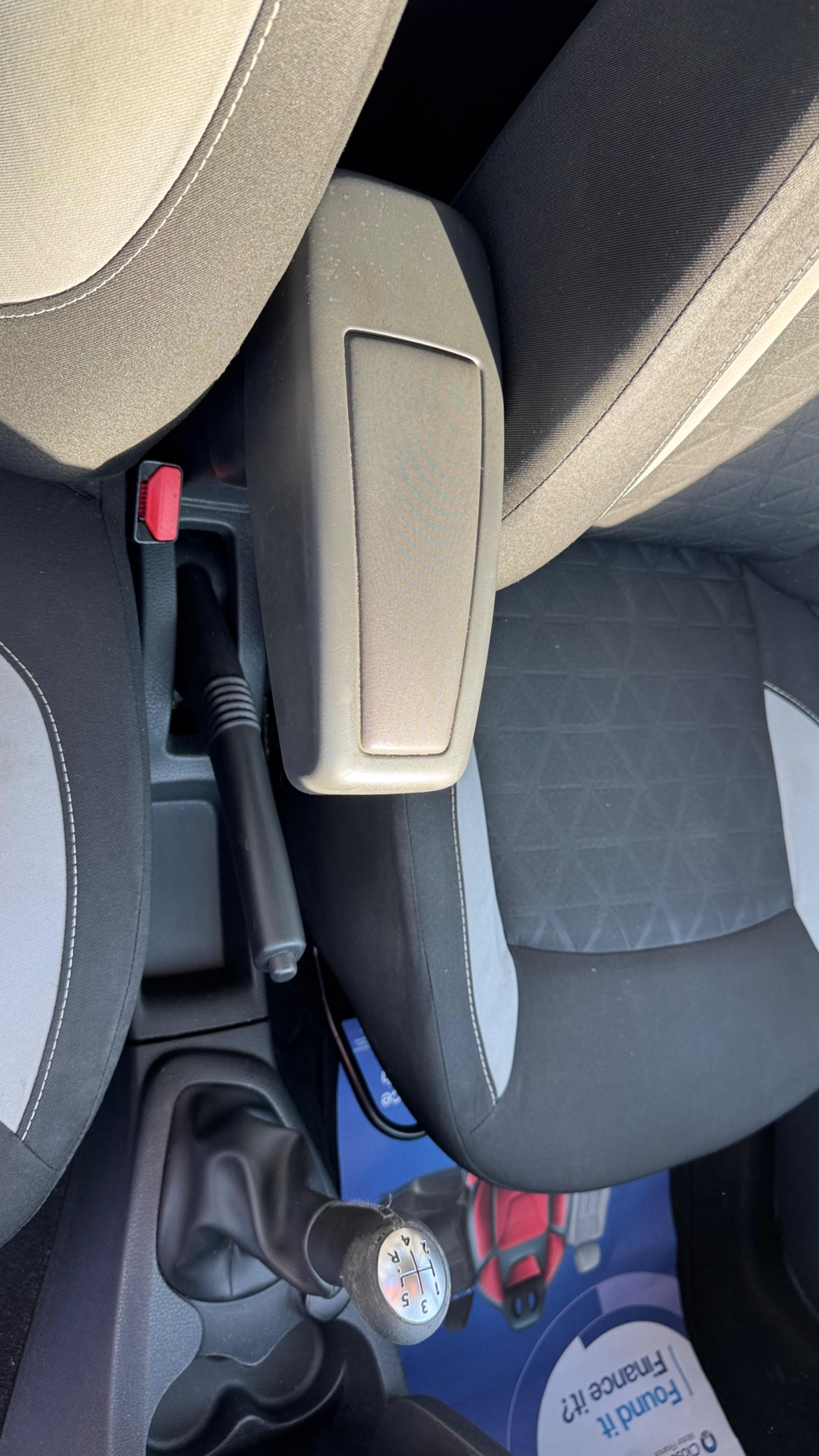 Dacia Sandero Stepway 1.5 dCi Laureate Euro 5 5dr 5dr Manual 2014