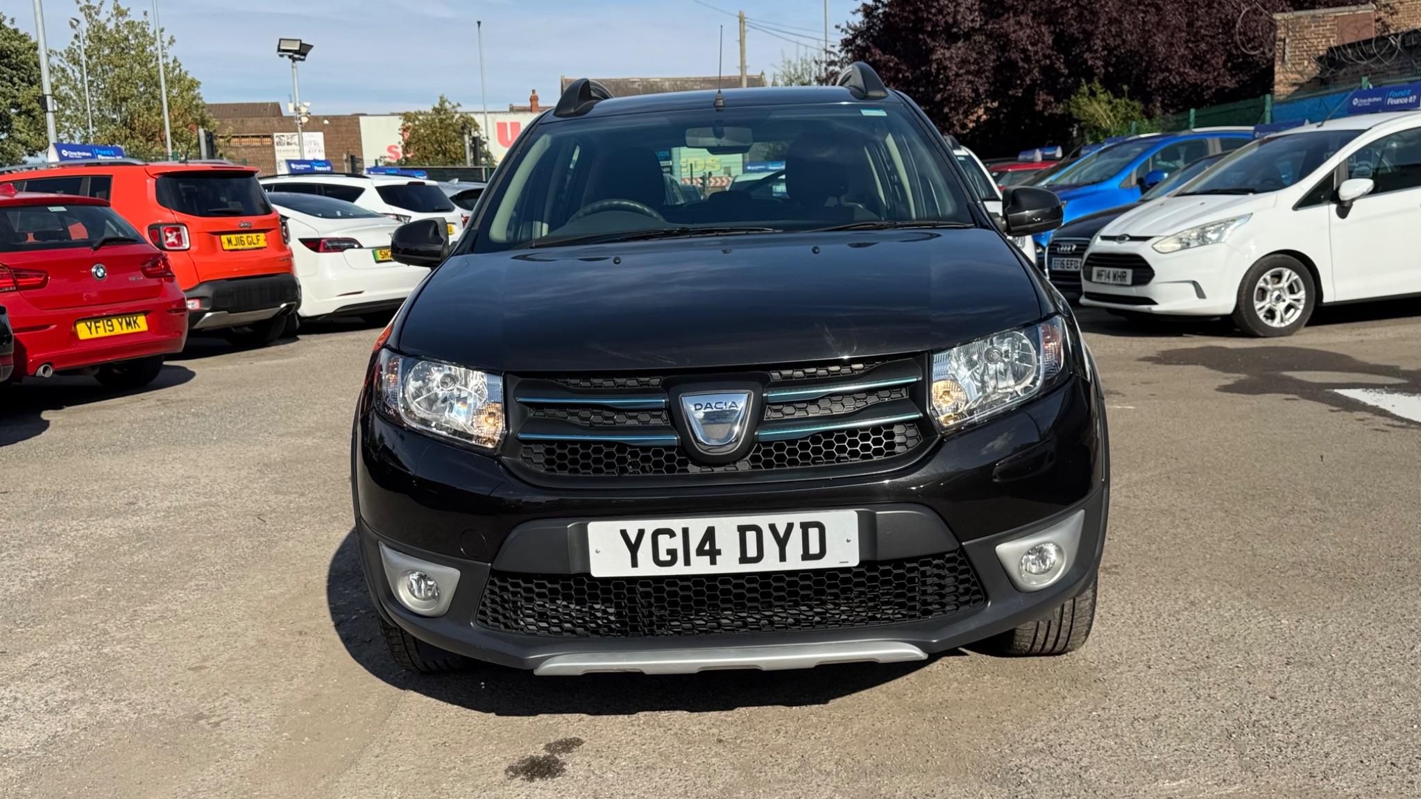 Dacia Sandero Stepway 1.5 dCi Laureate Euro 5 5dr 5dr Manual 2014