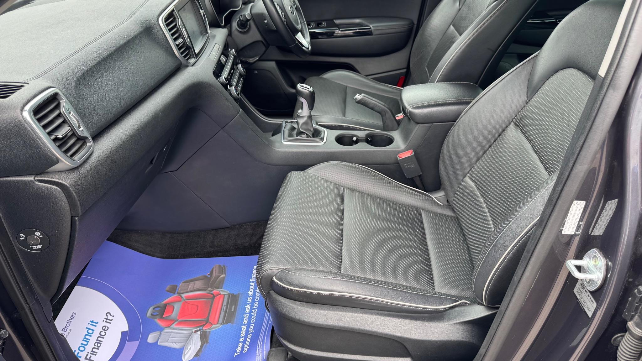 Kia Sportage 1.7 CRDi 3 Euro 6 (s/s) 5dr 5dr Manual 2016