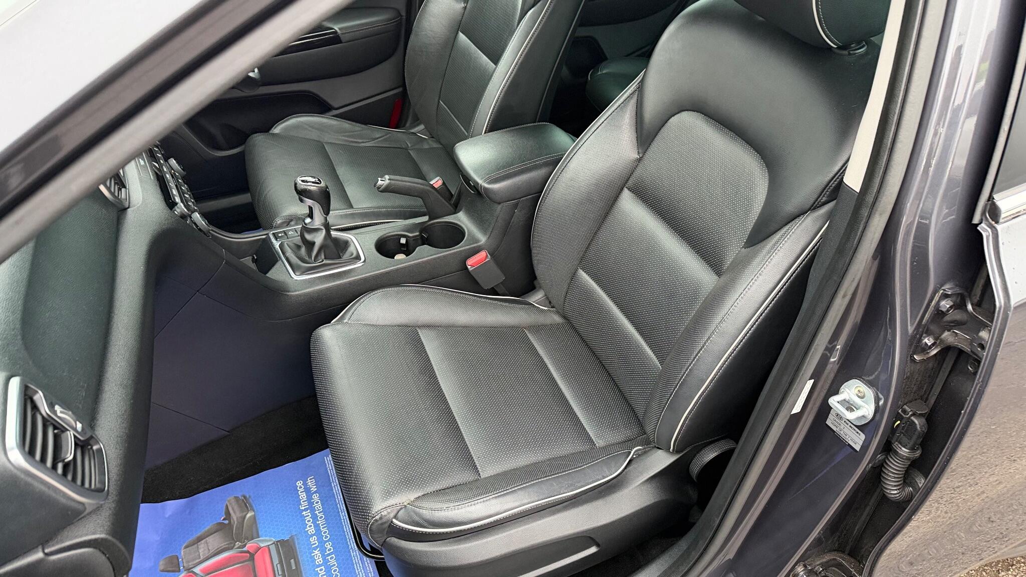 Kia Sportage 1.7 CRDi 3 Euro 6 (s/s) 5dr 5dr Manual 2016