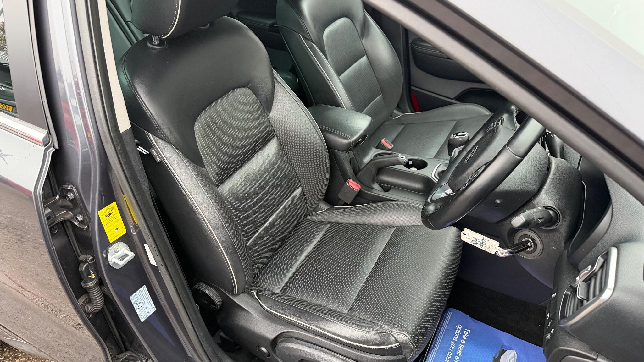 Kia Sportage 1.7 CRDi 3 Euro 6 (s/s) 5dr 5dr Manual 2016