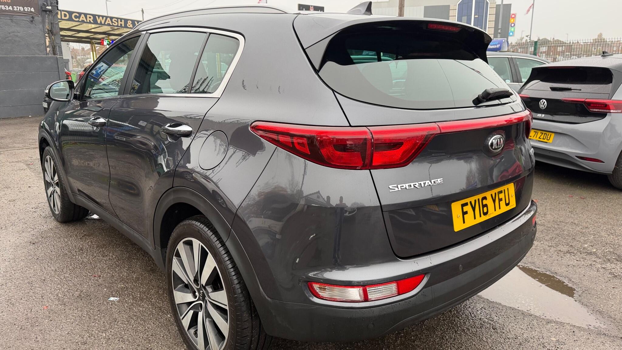 Kia Sportage 1.7 CRDi 3 Euro 6 (s/s) 5dr 5dr Manual 2016