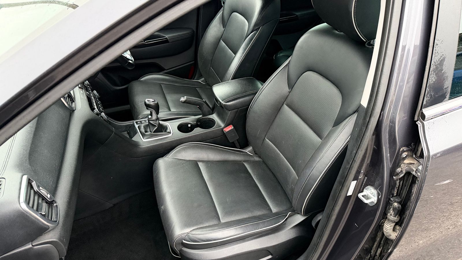 Kia Sportage 1.7 CRDi 3 SUV 5dr Diesel Manual Euro 6 (s/s) (114 bhp) 5dr Manual 2017