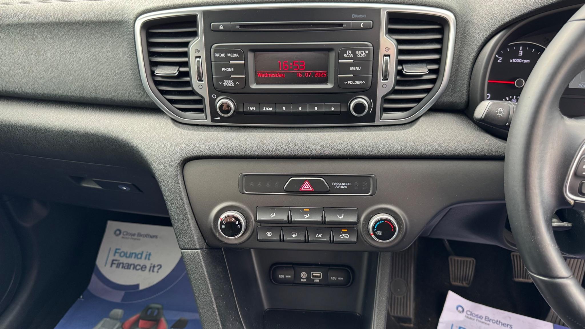 Kia Sportage 2.0 CRDi KX-1 AWD Euro 6 5dr 5dr Manual 2016