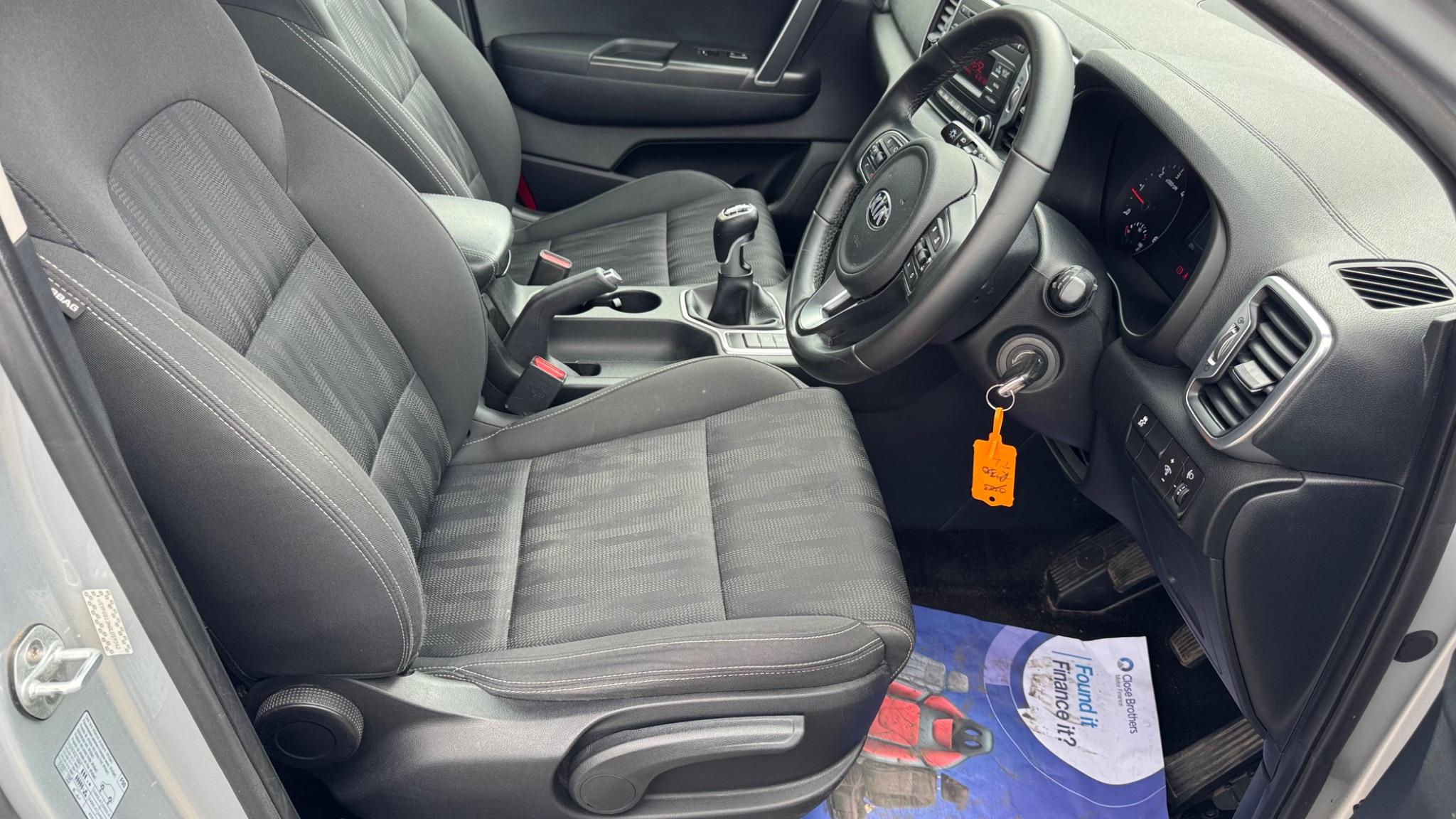 Kia Sportage 2.0 CRDi KX-1 AWD Euro 6 5dr 5dr Manual 2016