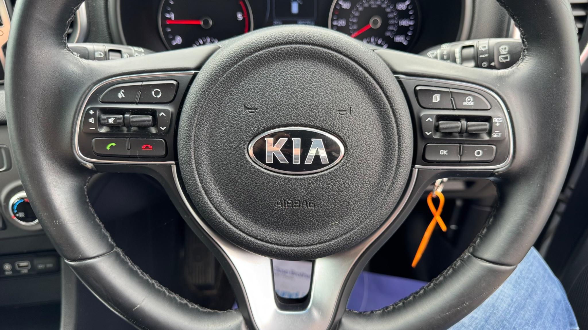 Kia Sportage 2.0 CRDi KX-1 AWD Euro 6 5dr 5dr Manual 2016