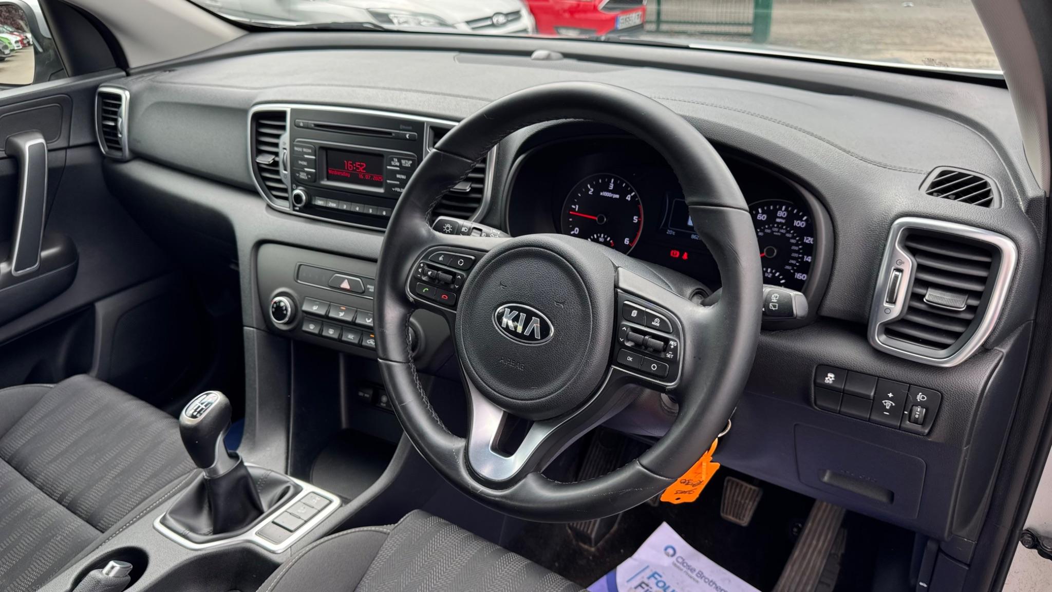 Kia Sportage 2.0 CRDi KX-1 AWD Euro 6 5dr 5dr Manual 2016